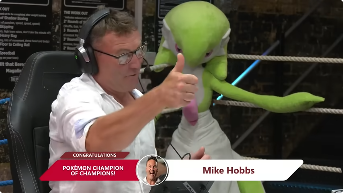 Als Gewinner erhält Mike eine Reise zu den Pokémon-Weltmeisterschaften 2027. 