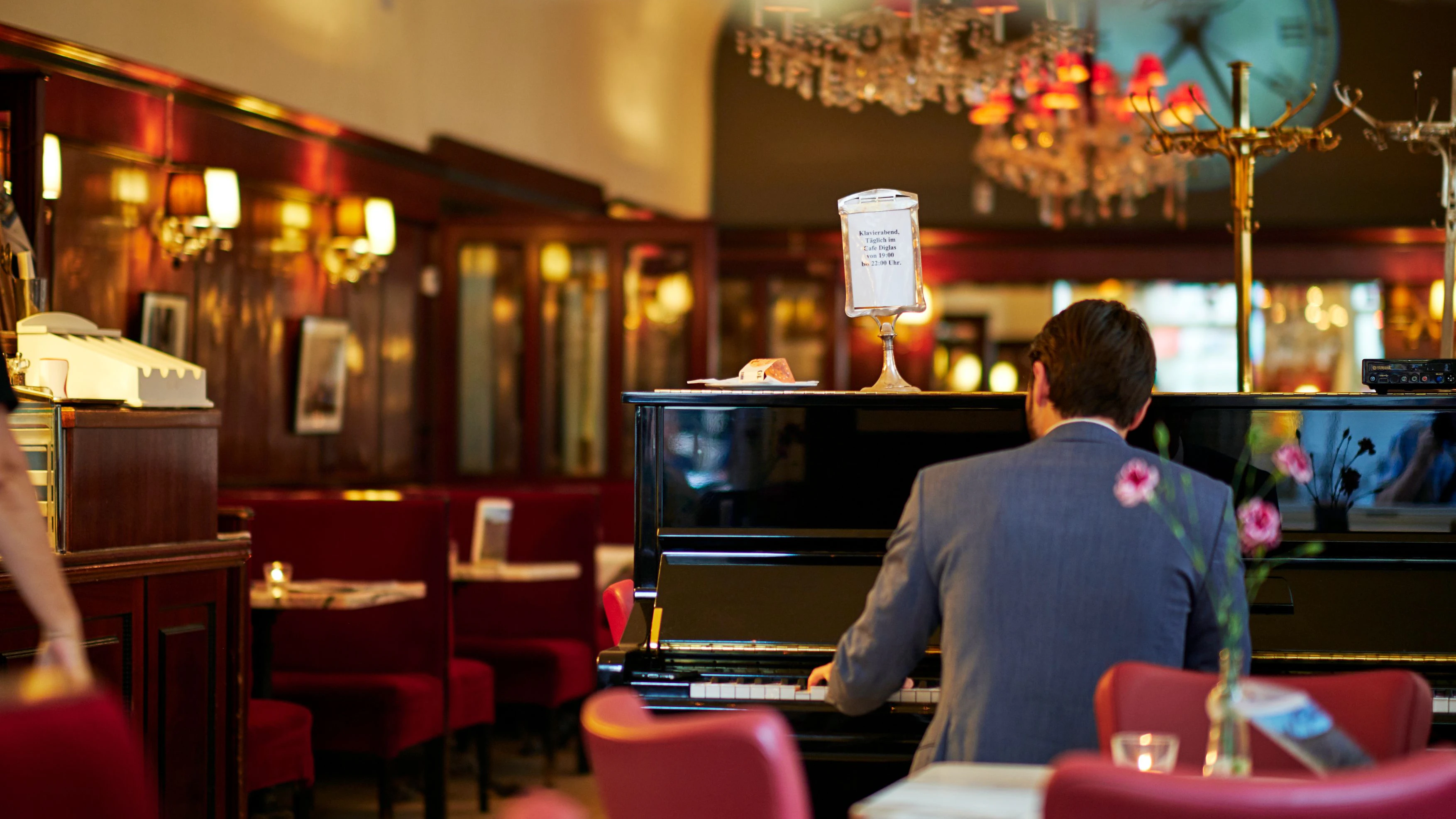 Heute.at - Nach Tod von Szene-Wirt – Wiener Kult-Café ist pleite