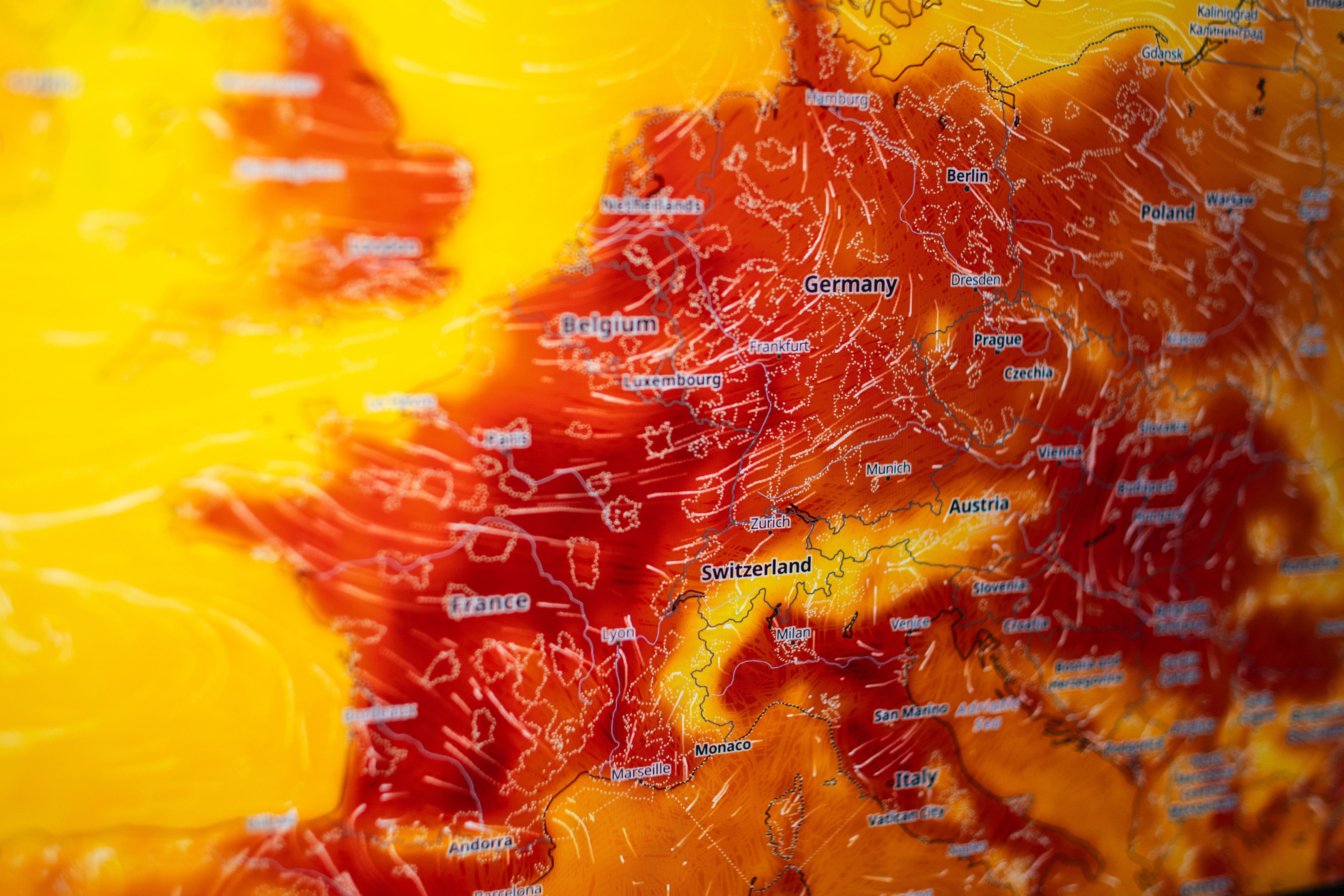 Heute.at - Unerträglich heiß – Meteorologe warnt jetzt alle