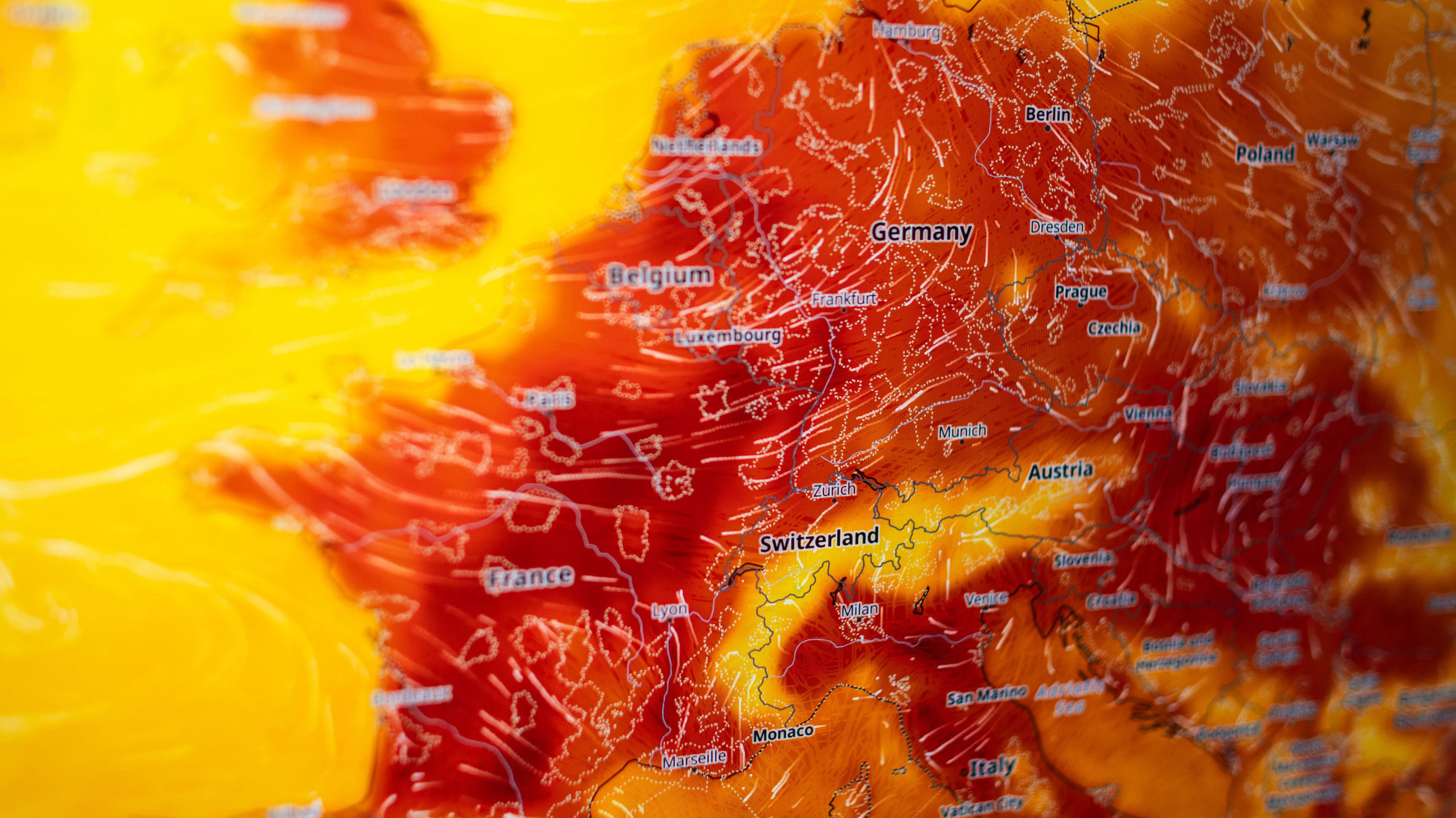 Heute.at - Unerträglich heiß – Meteorologe warnt jetzt alle