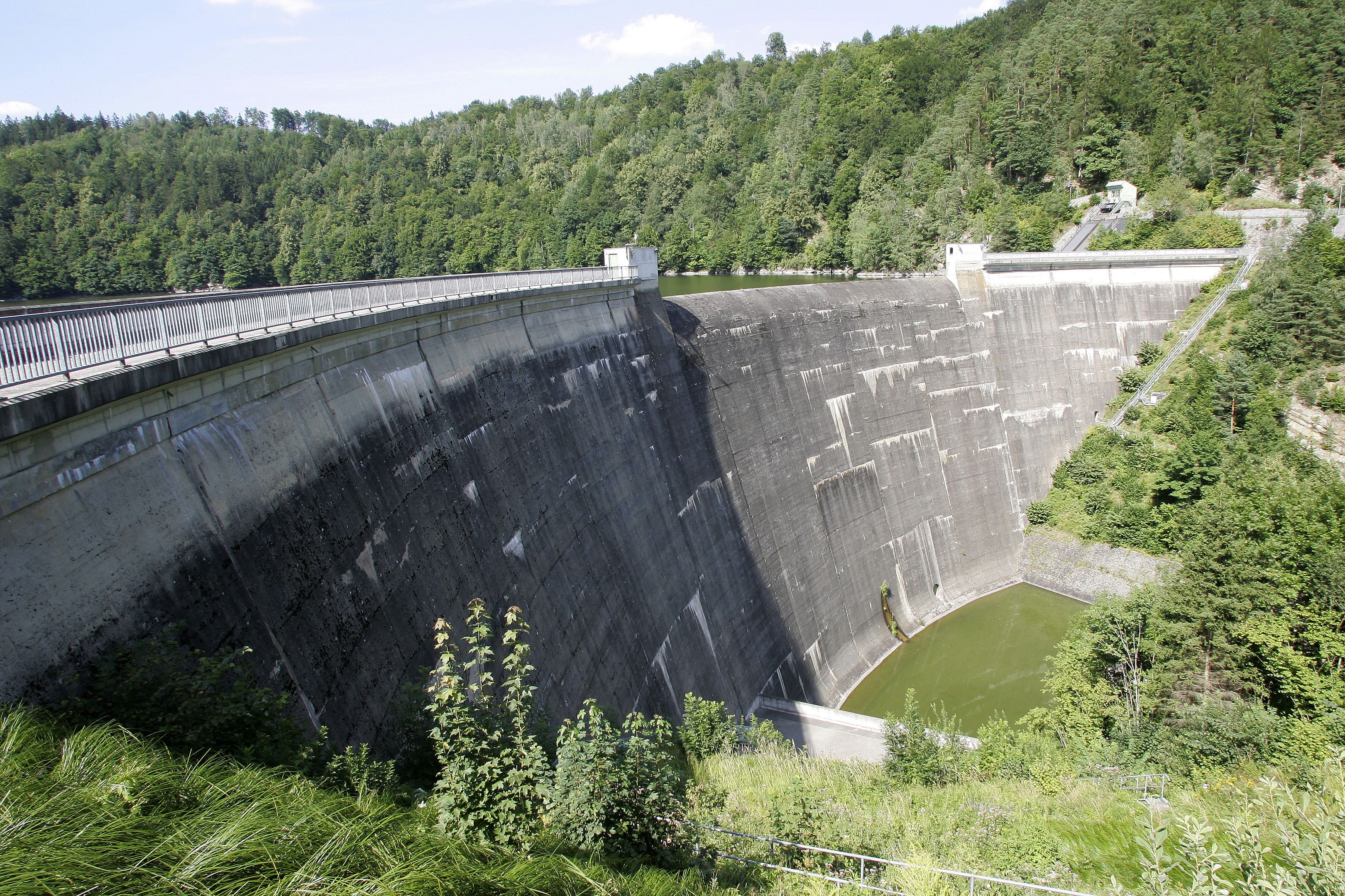 Der Stausee in Dobra (NÖ) ist einer der Zuflüsse zum Kamp. 