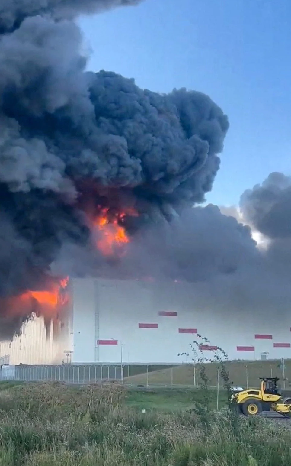 Schon 18 Angriffe: Ukraine legt "Russlands Amazon" in Schutt und Asche