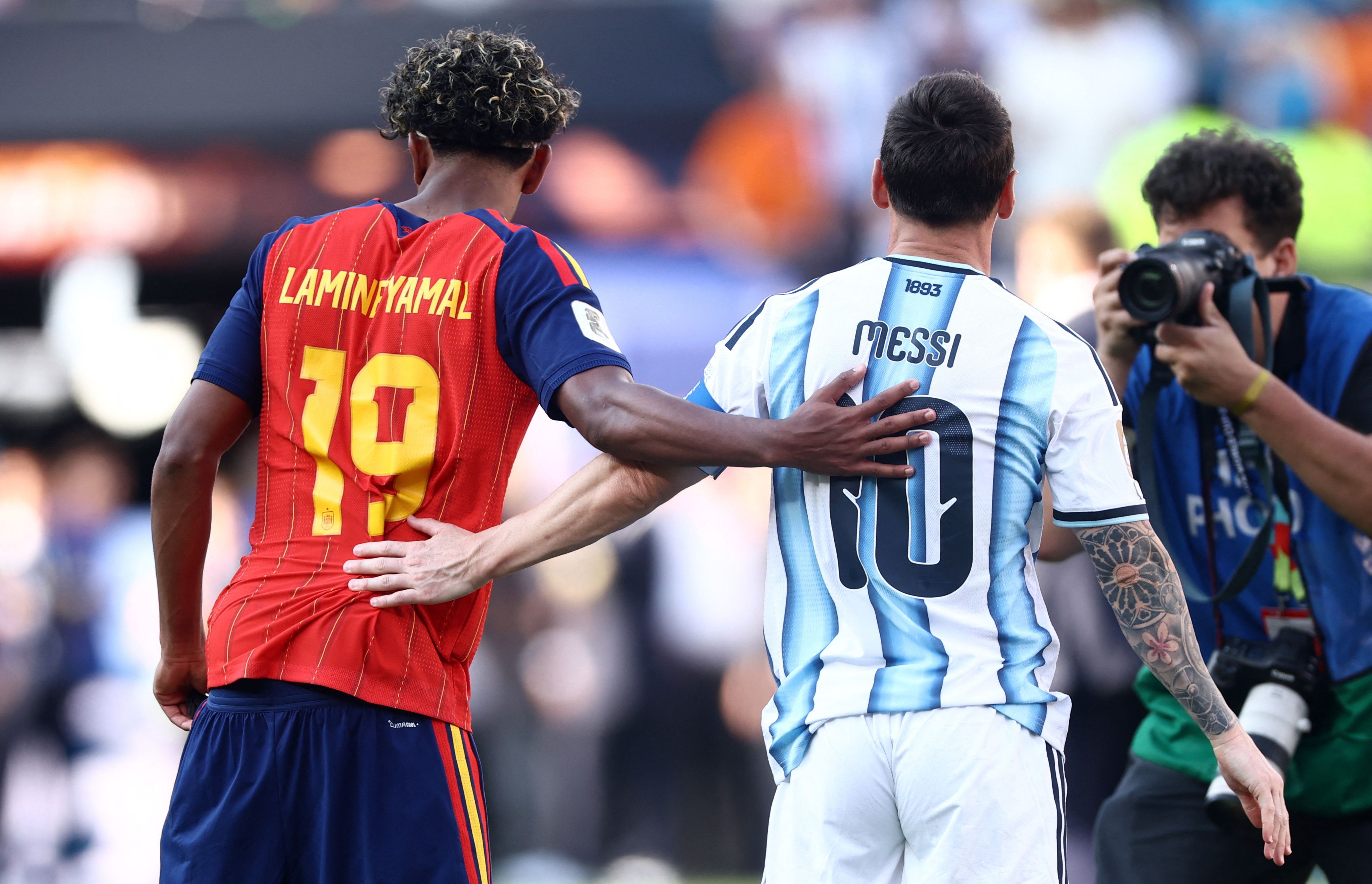Lamine Yamal und Lionel Messi