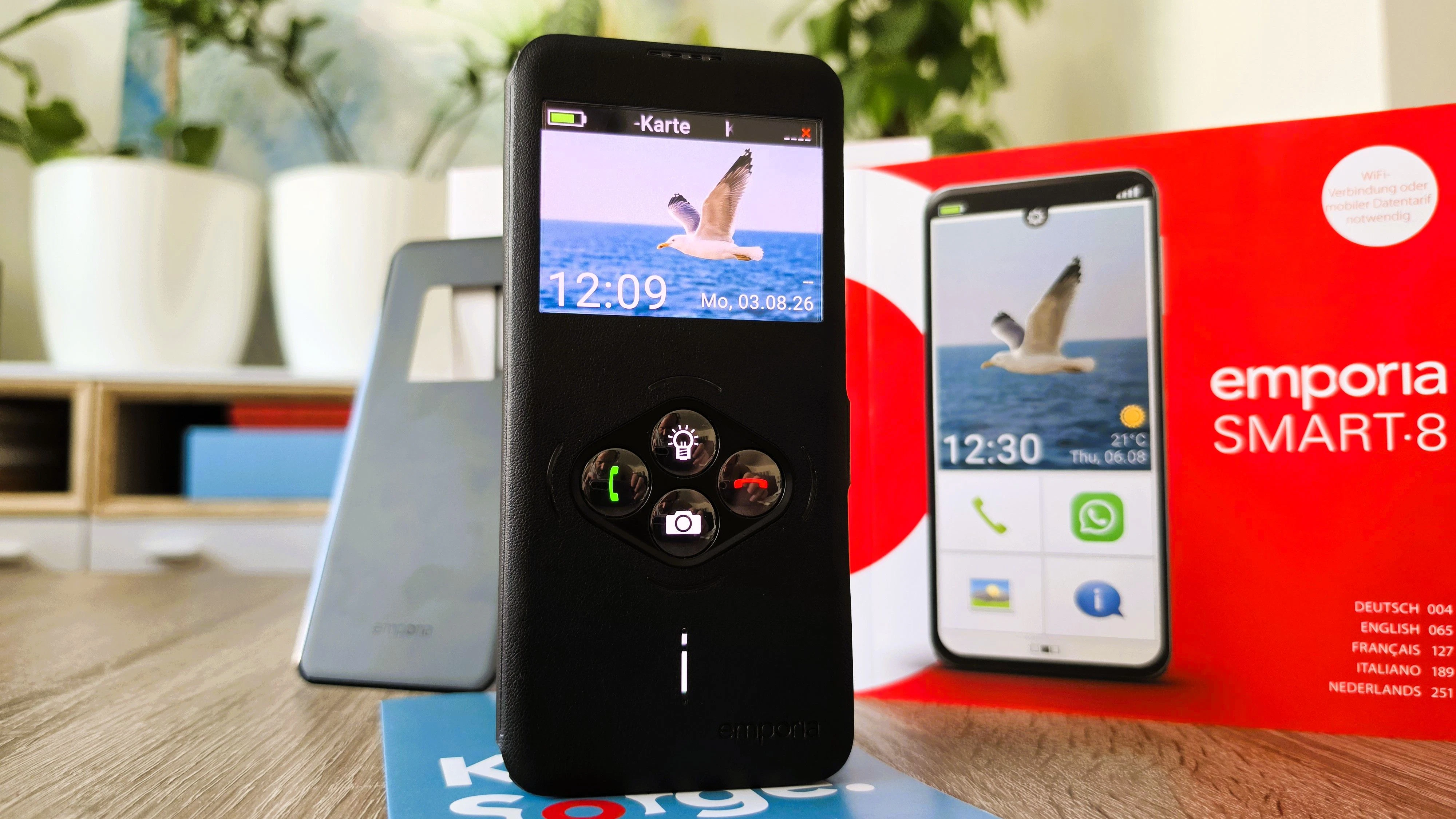 Für verlässlichen Schutz sorgen das mitgelieferte Smartcover sowie integrierte Gummi-Protektoren an den Gehäusekanten.  