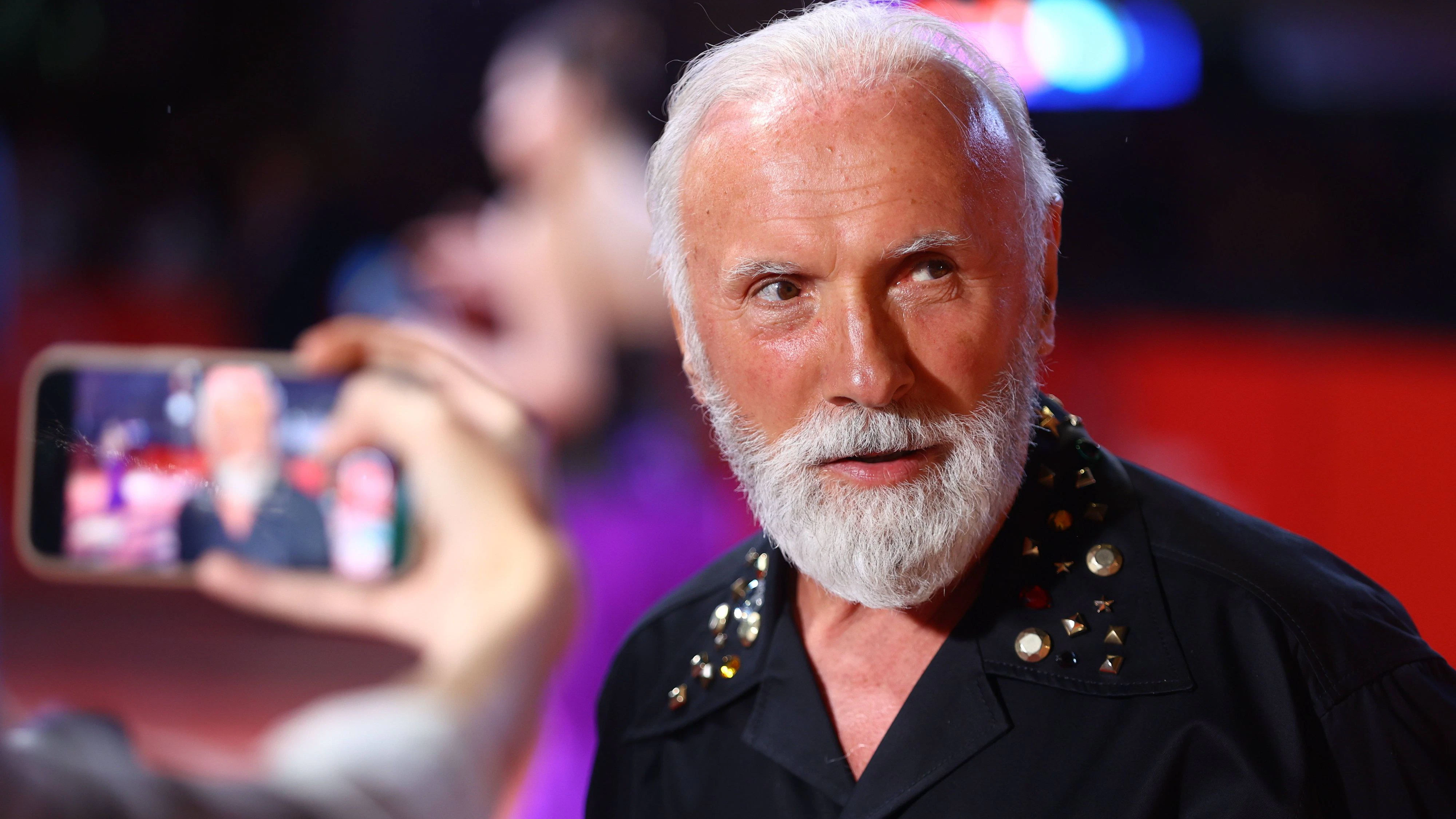 Heute.at - Für nur ein Konzert – Dino Merlin mietet drei Hotels