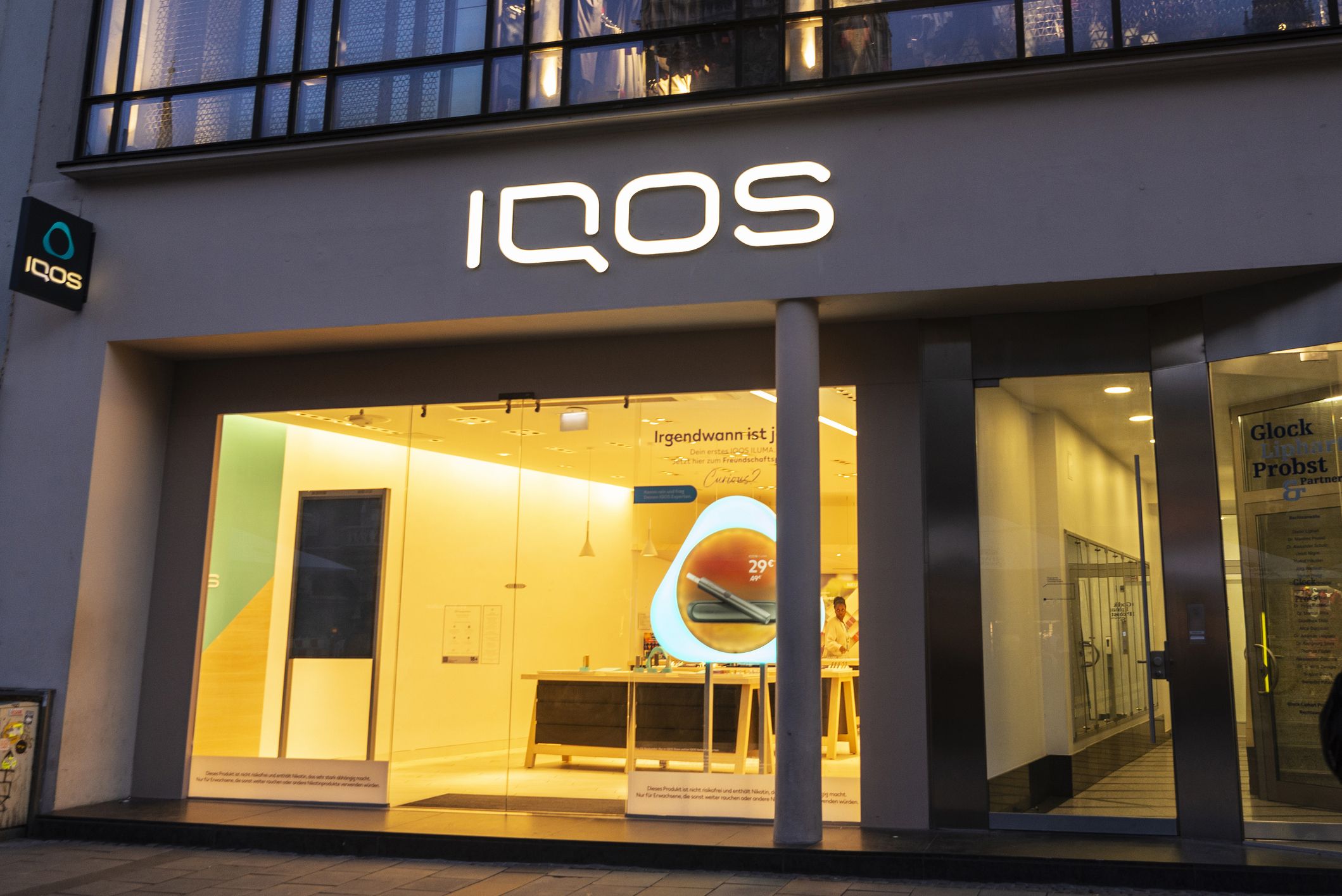 Ab 4. August 2026 ist IQOS ILUMA erstmals in österreichischen Trafiken erhältlich.