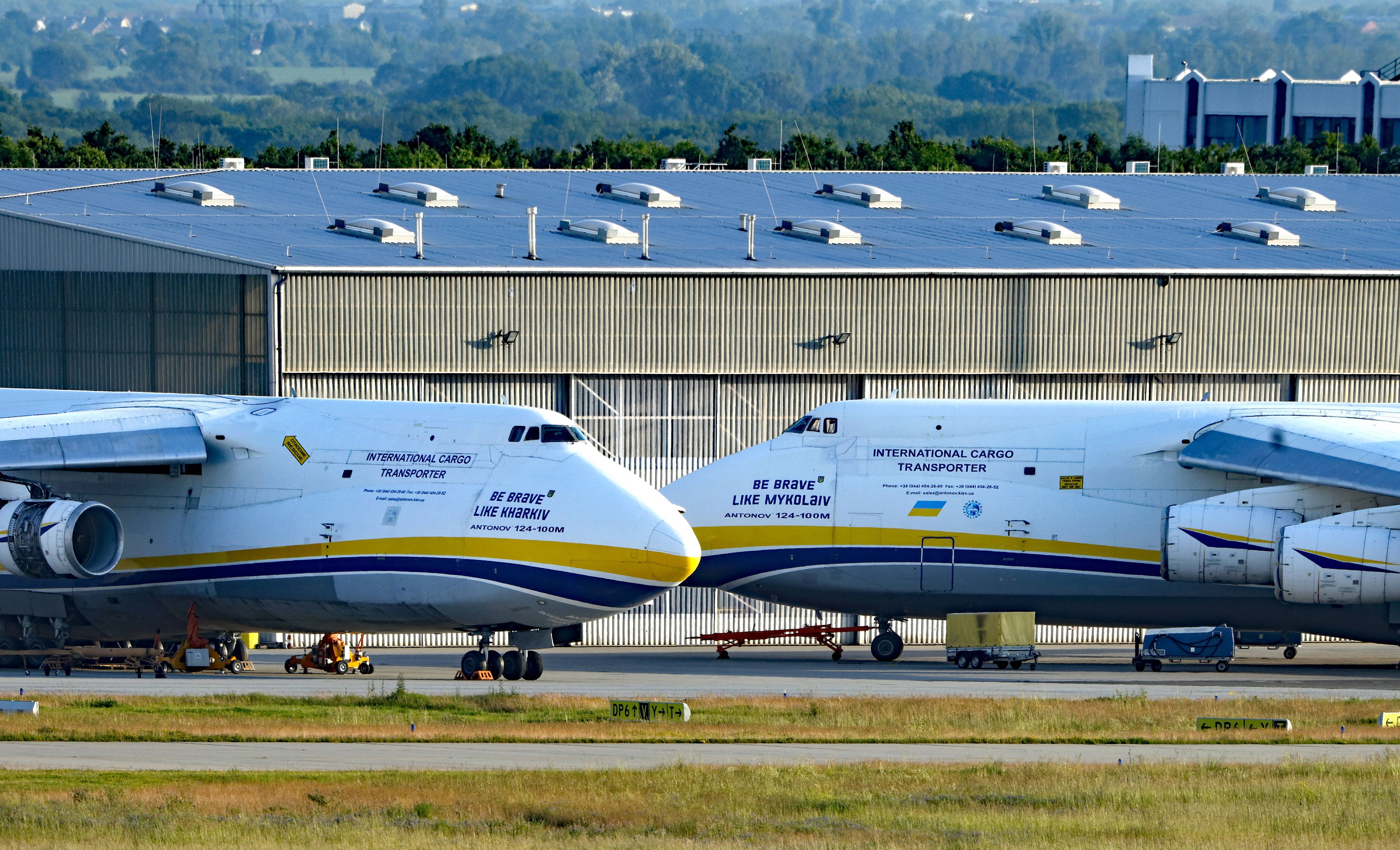 Die Drohne soll sich neben einem ukrainischen Frachtflugzeug bewegt haben. (Symbolbild)