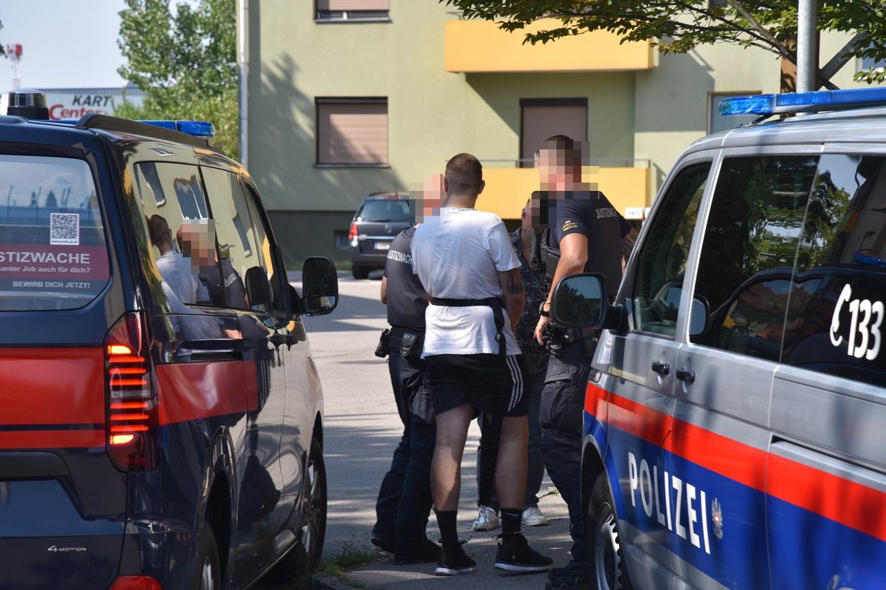 Tatort-Rekonstruktion in Kottingbrunn vor wenigen Tagen