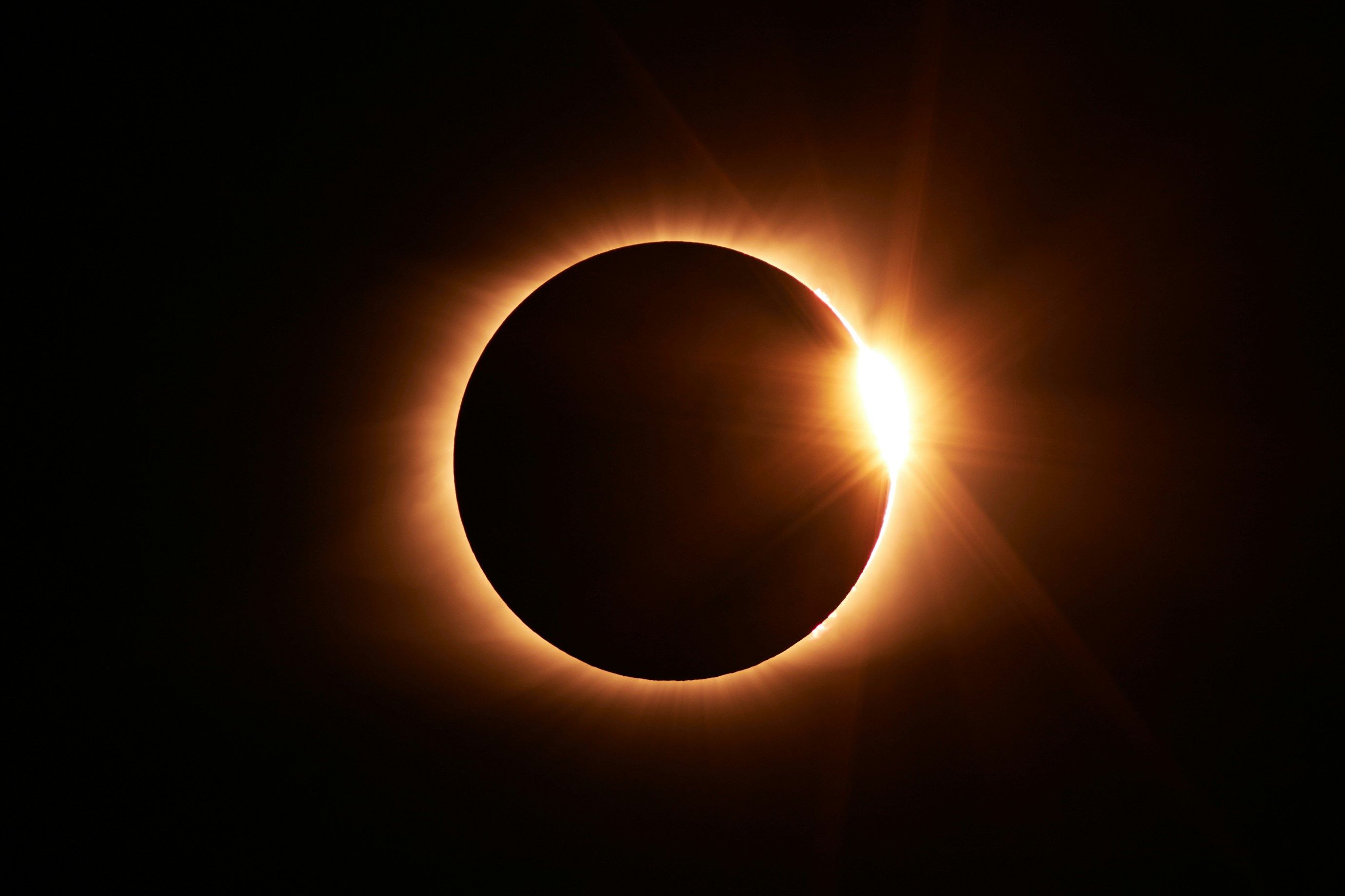 Heute.at - Sonnenfinsternis, aber nicht alle können sie sehen