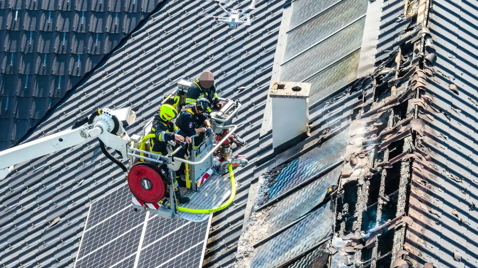 Insgesamt neun Feuerwehren kämpften gegen die Flammen.