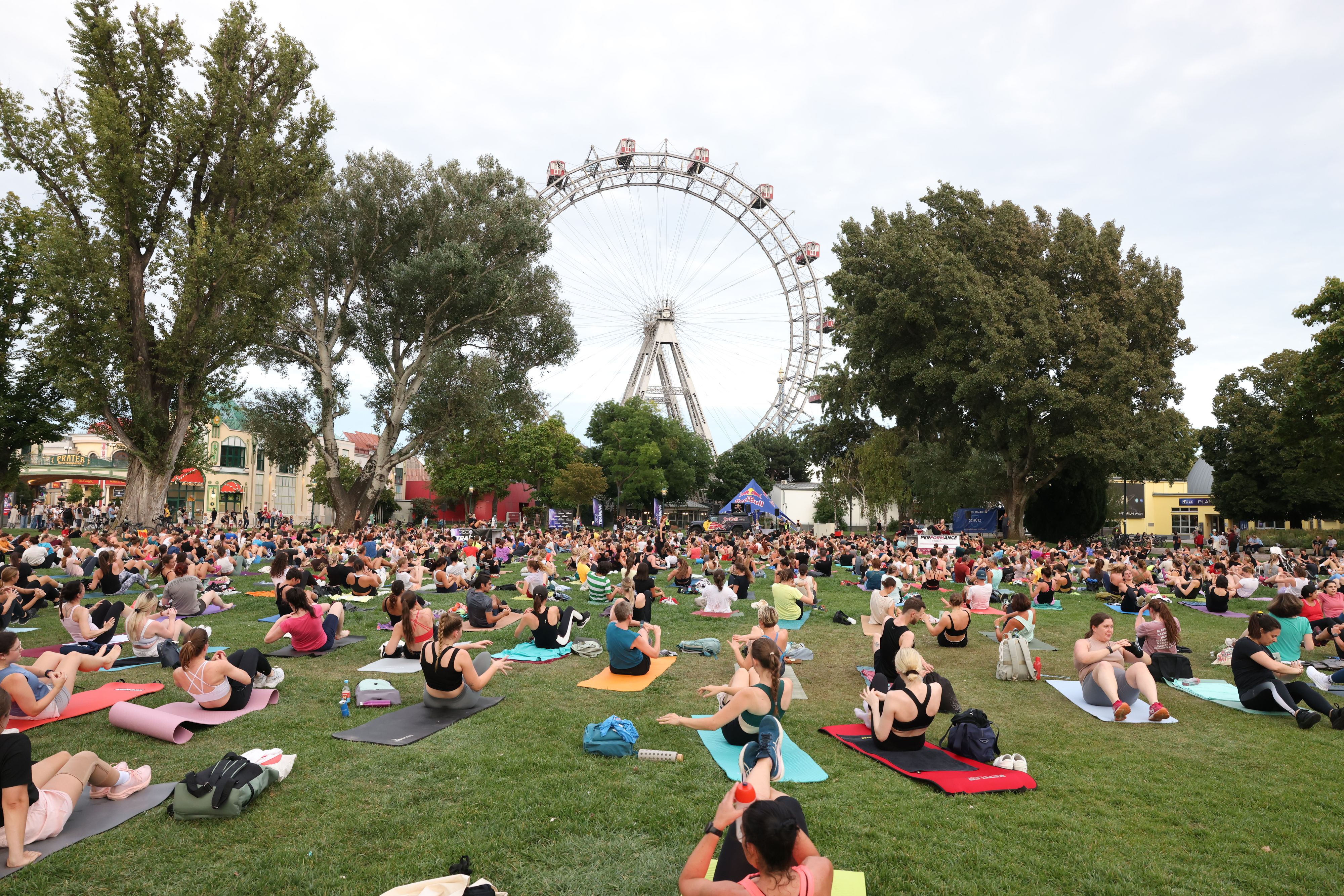 Die Kaiserwiese im Wiener Prater wird am 11. August um 18:30 Uhr zum Fitness-Hotspot.