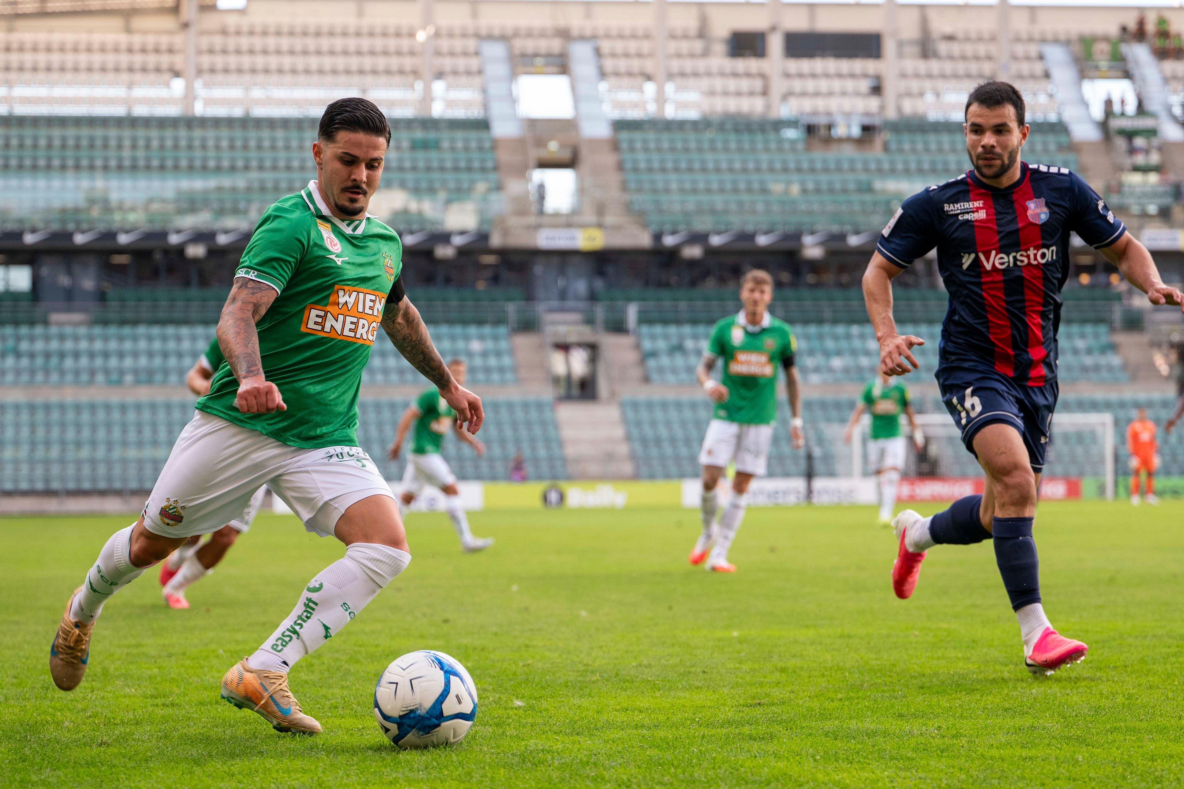 Rapid Wien in der Conference-League-Quali gegen Paide. 
