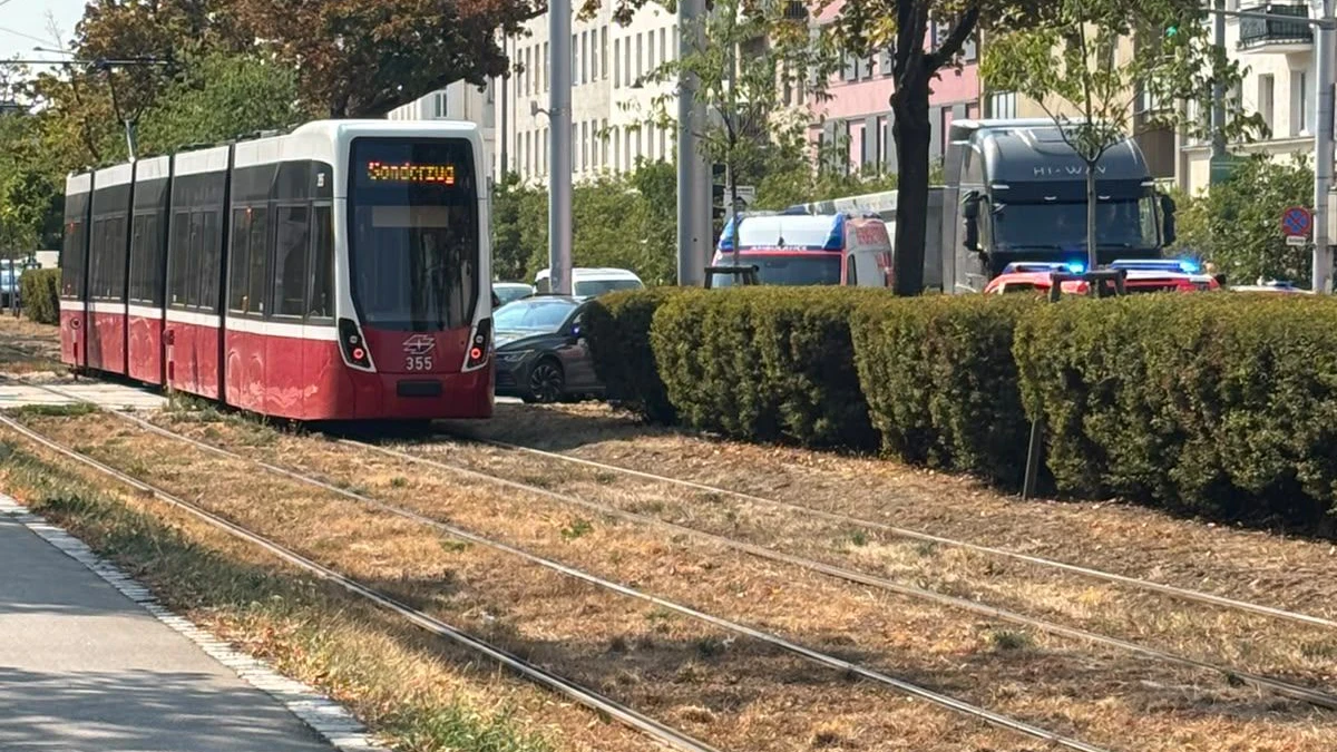 Heute.at - Straßenbahn erfasst Radfahrer in Wien-Landstraße