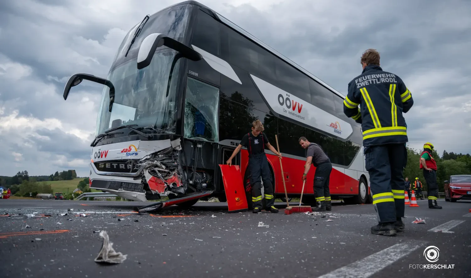 Heute.at - Tödlicher Crash mit Linienbus – Linzer hat keine Chance