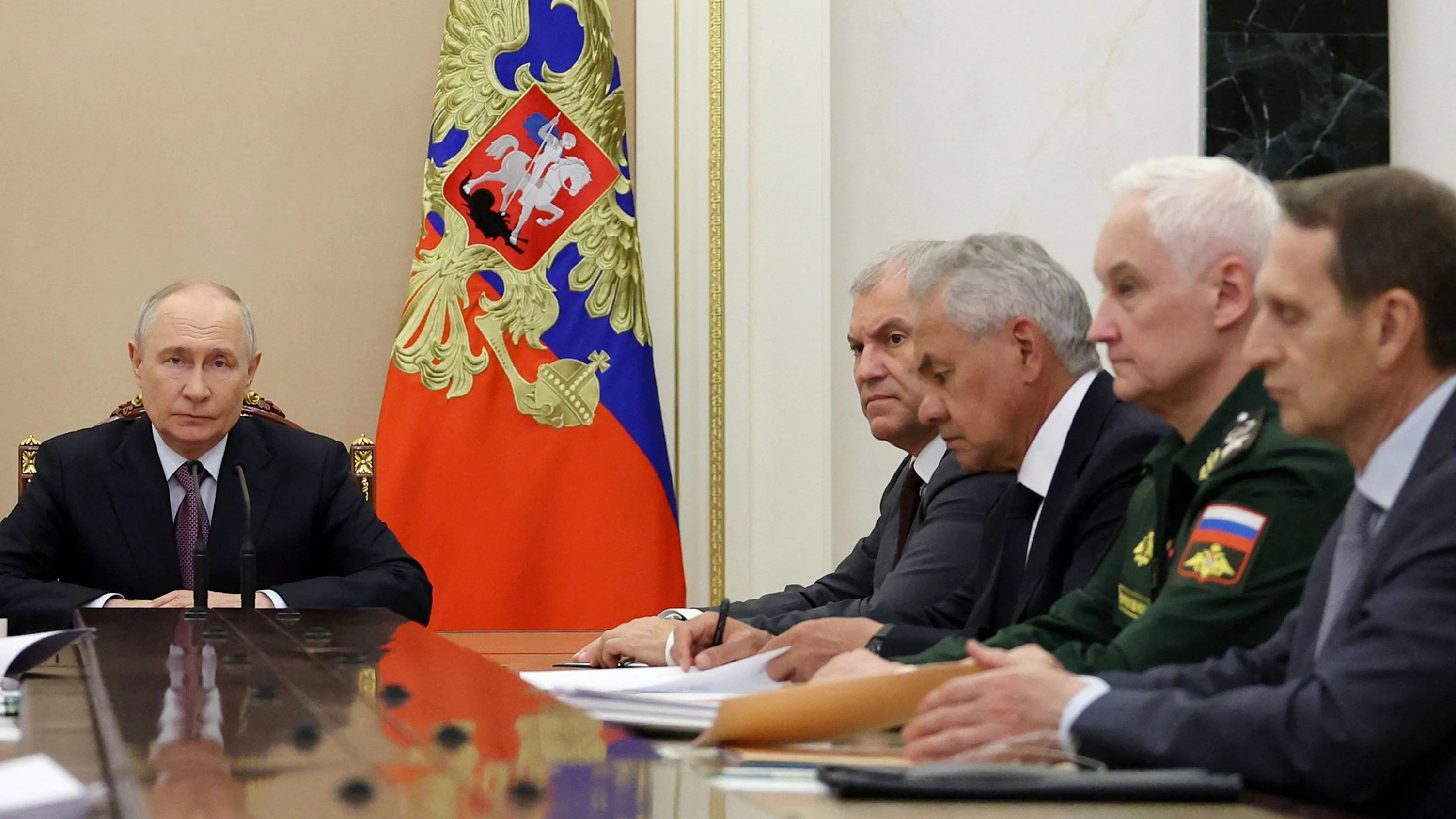 Heute.at - US-Senat stimmt für schärfere Russland-Sanktionen