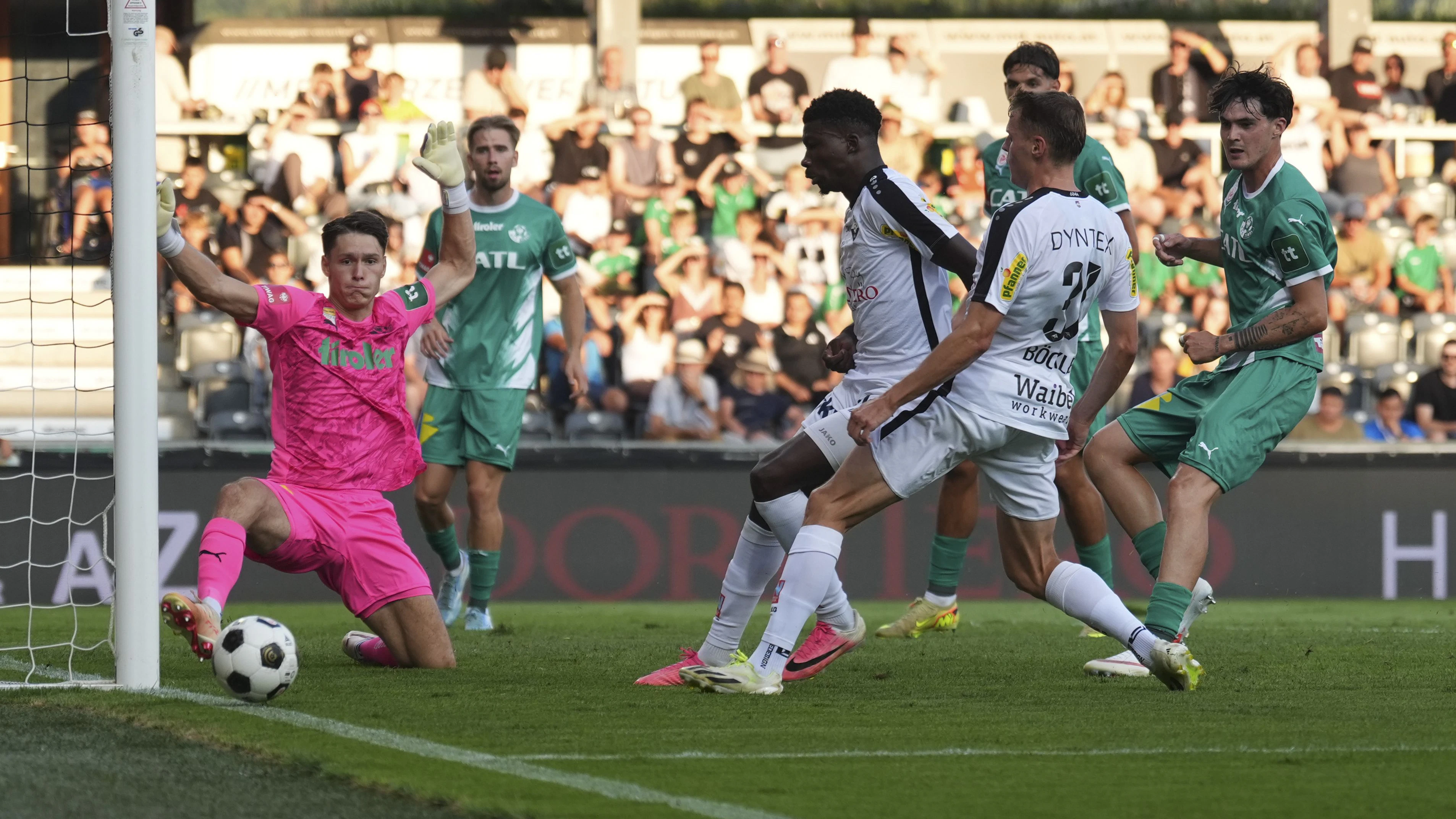 Altach gegen die WSG Tirol im Bundesliga-Duell. 