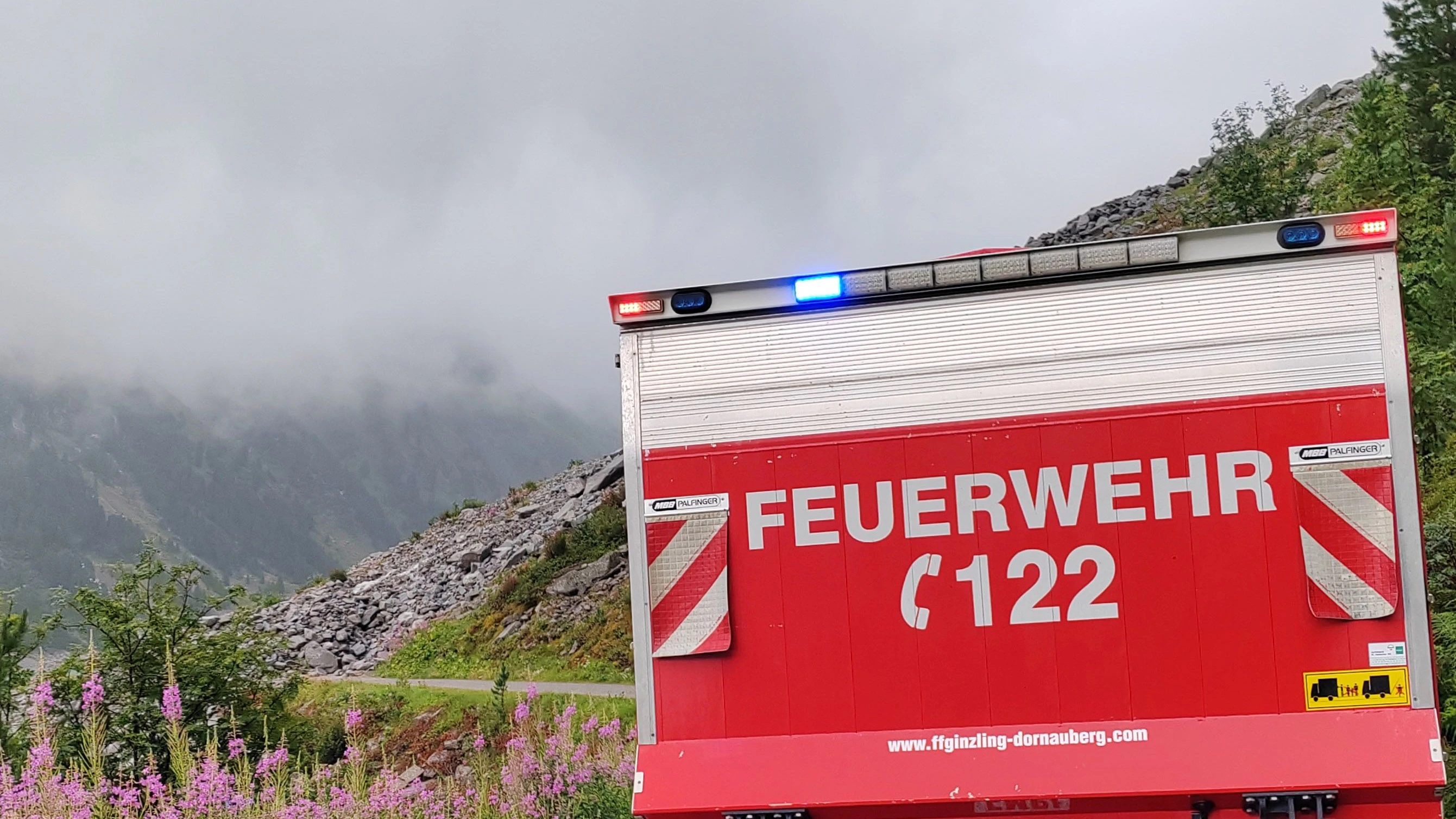 Am Abend des 5. August 2026 kam es in Tux und Brandberg aufgrund starker Niederschläge zu mehreren Murenabgängen.
