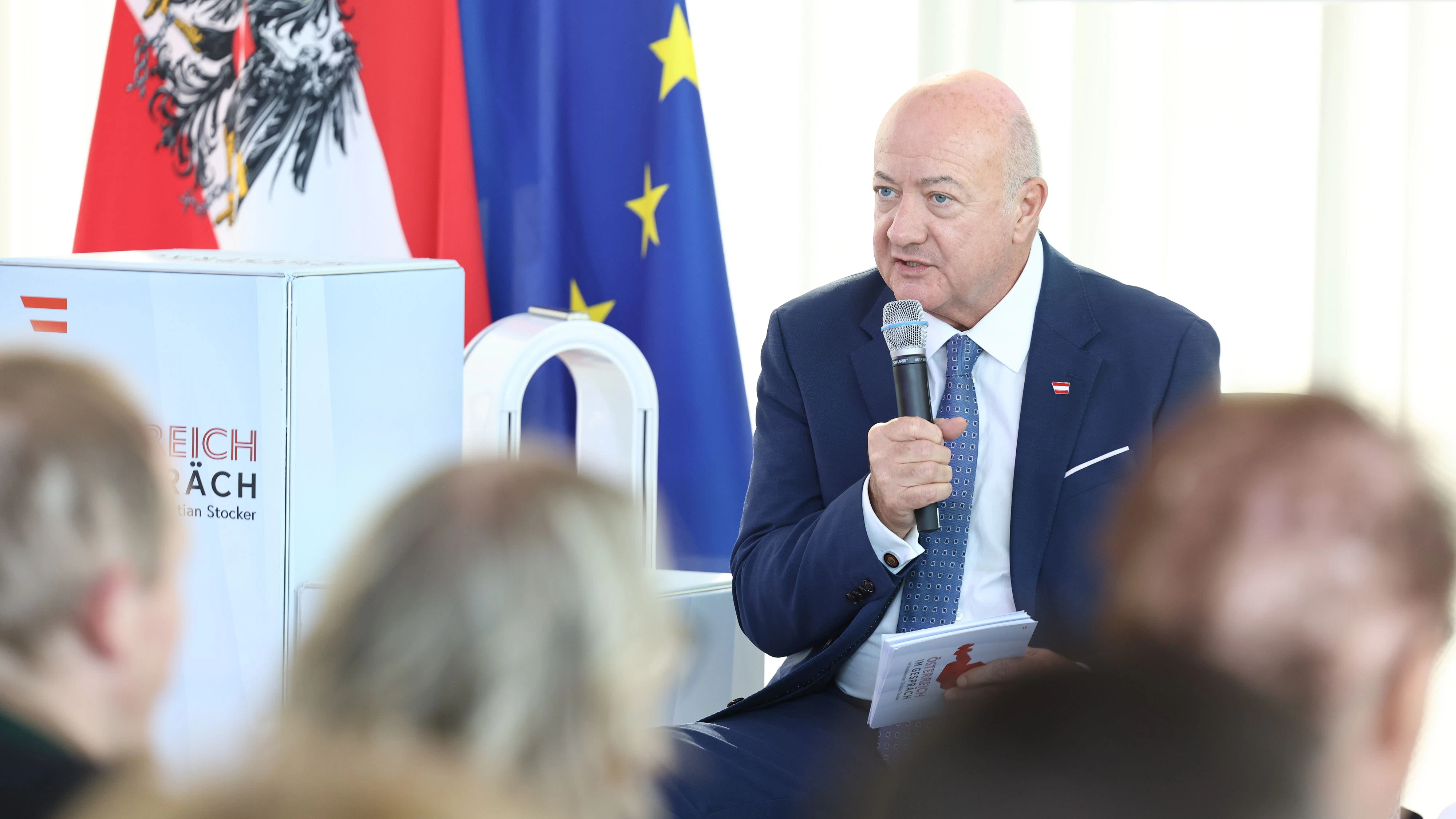Heute.at - Kanzler entschuldigt sich für Kindererziehungs-Sager