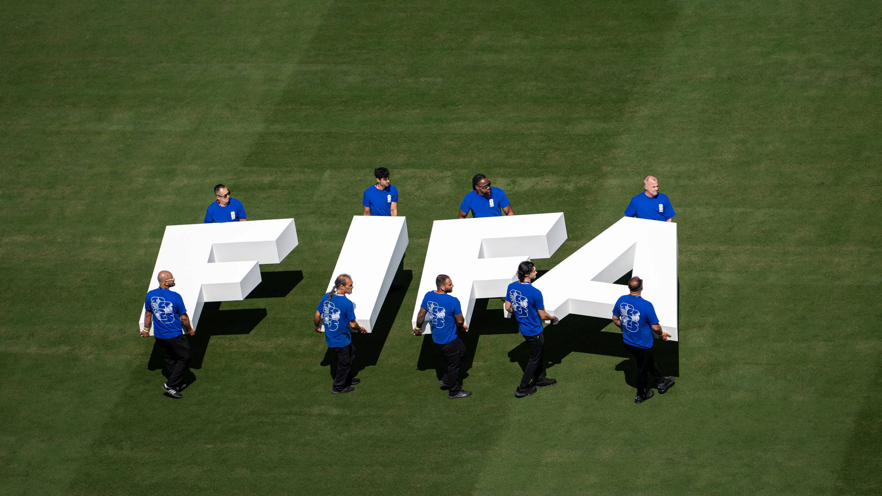 Heute.at - Fußball-Macht unterstützt plötzlich FIFA-Boss Infantino