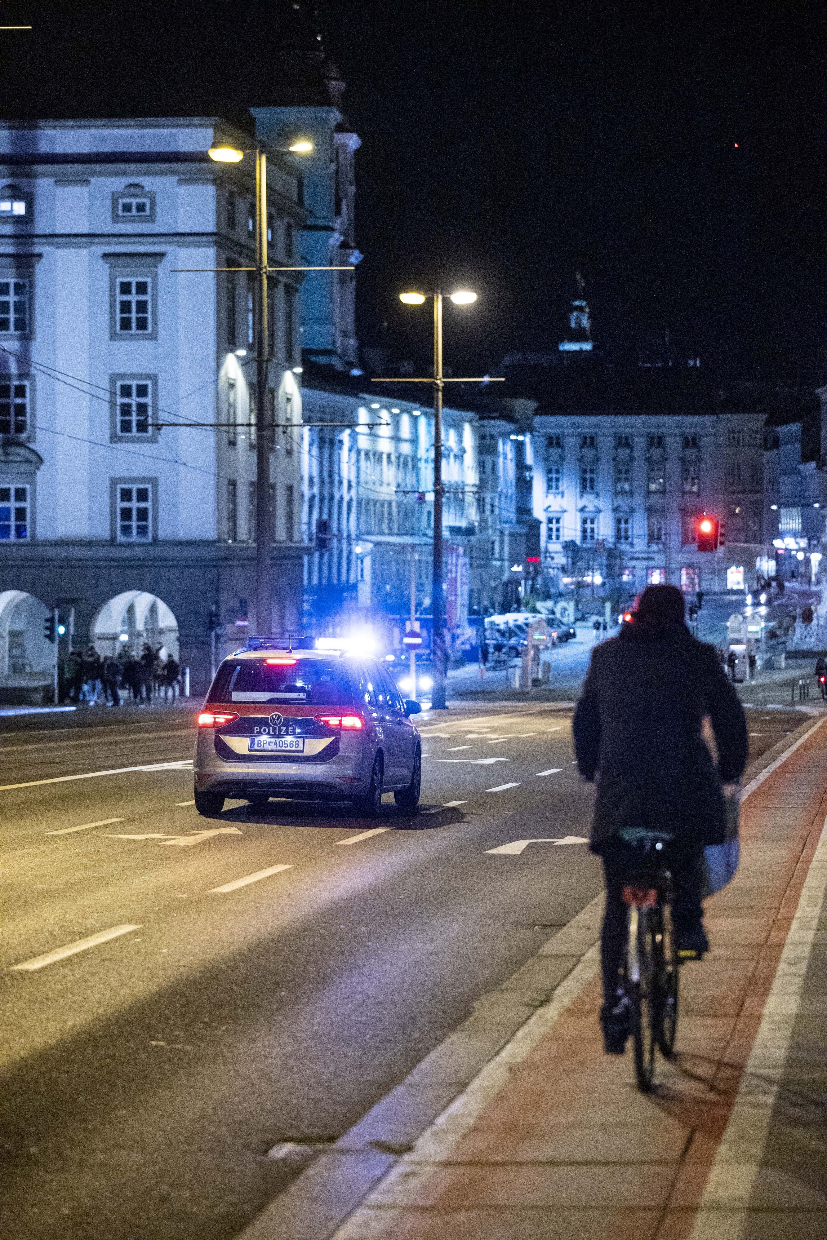 Die Polizei stoppte den Alko-Radler zwei Mal – das passte ihm gar nicht.