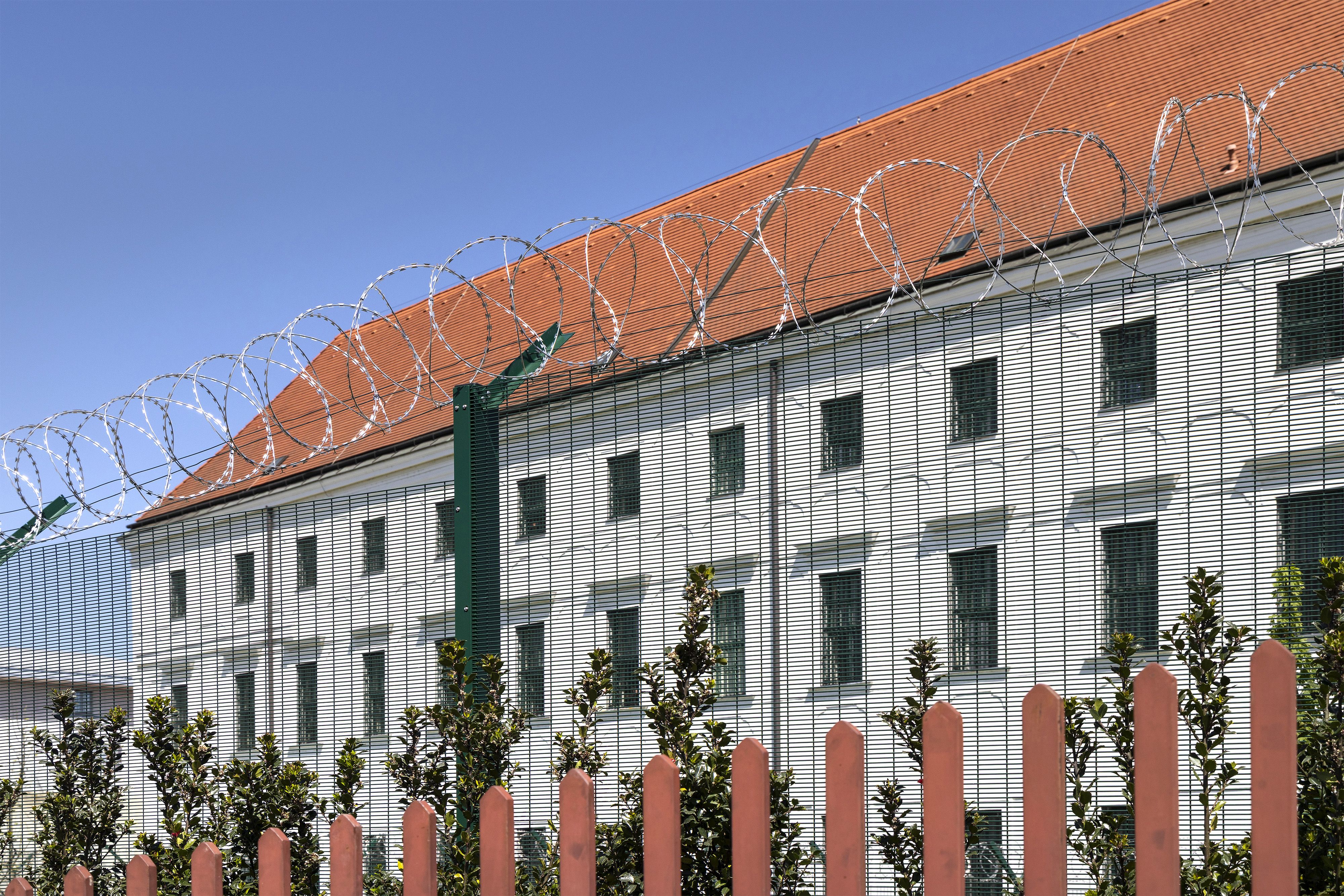 Die Jugendstrafvollzugsanstalt am Münnichplatz sorgt für Ärger bei Anrainern. 