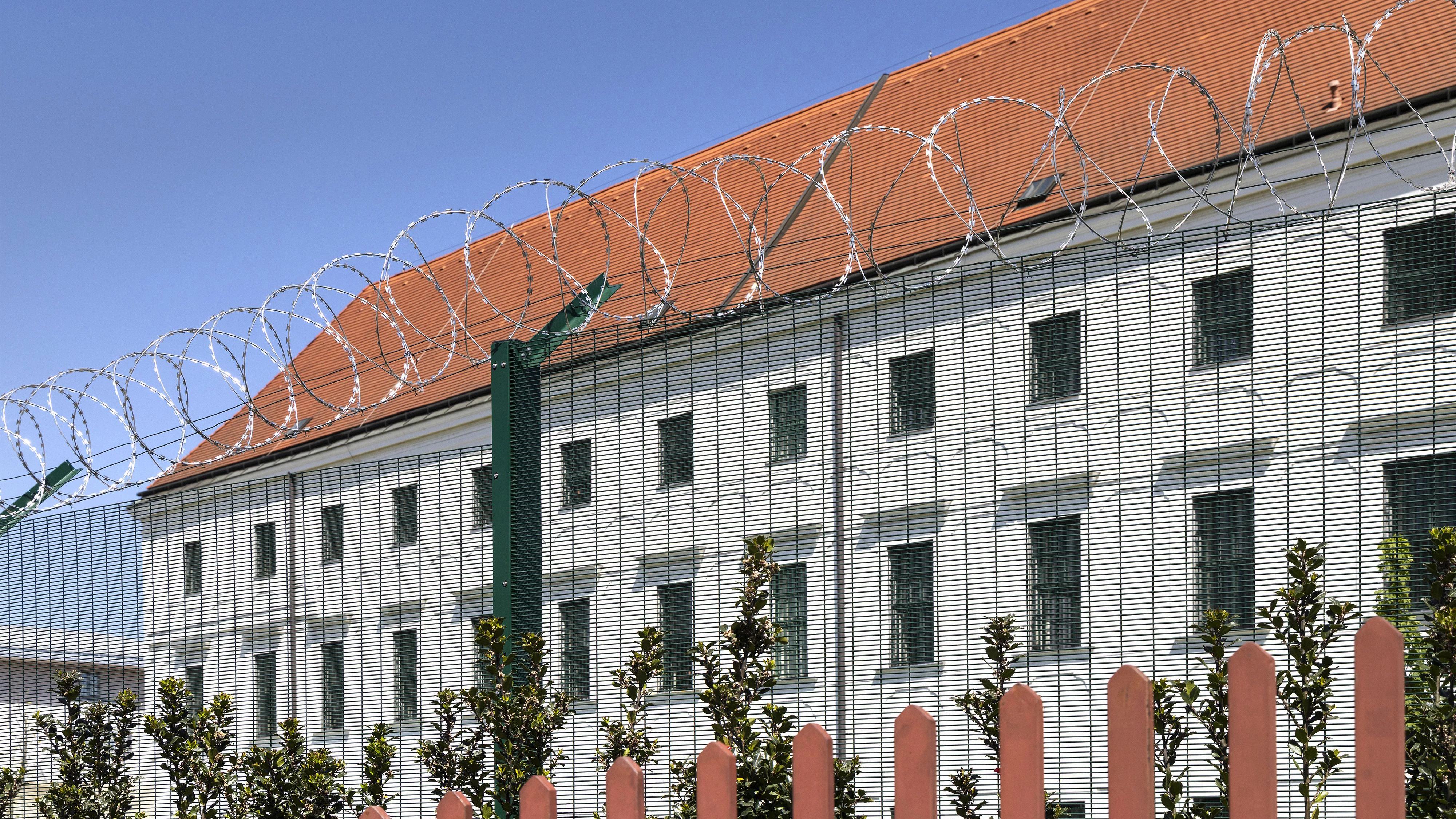 Die Jugendstrafvollzugsanstalt am Münnichplatz sorgt für Ärger bei Anrainern. 