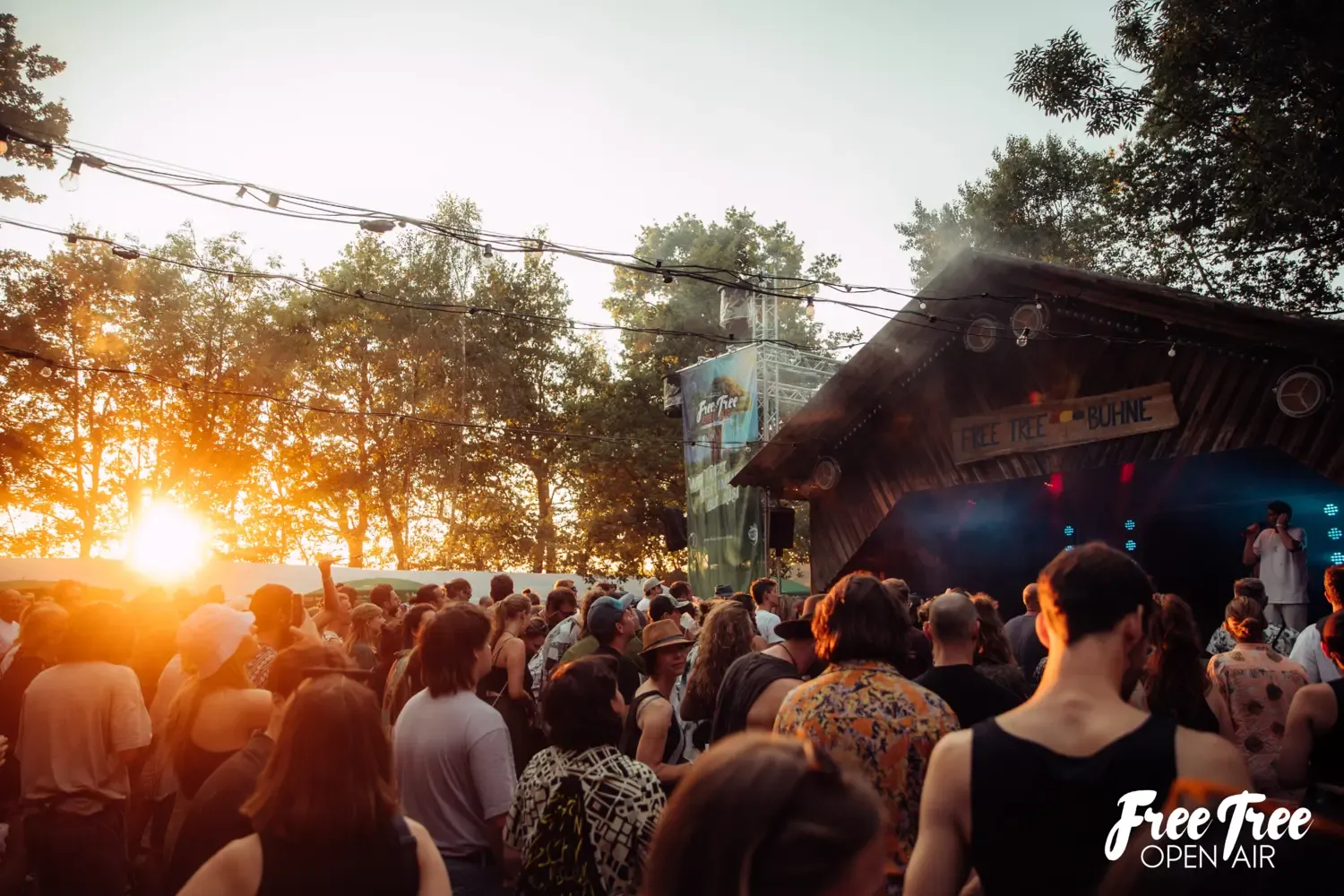 Heute.at - Bombendrohung gegen Festival – Tausende Gäste evakuiert