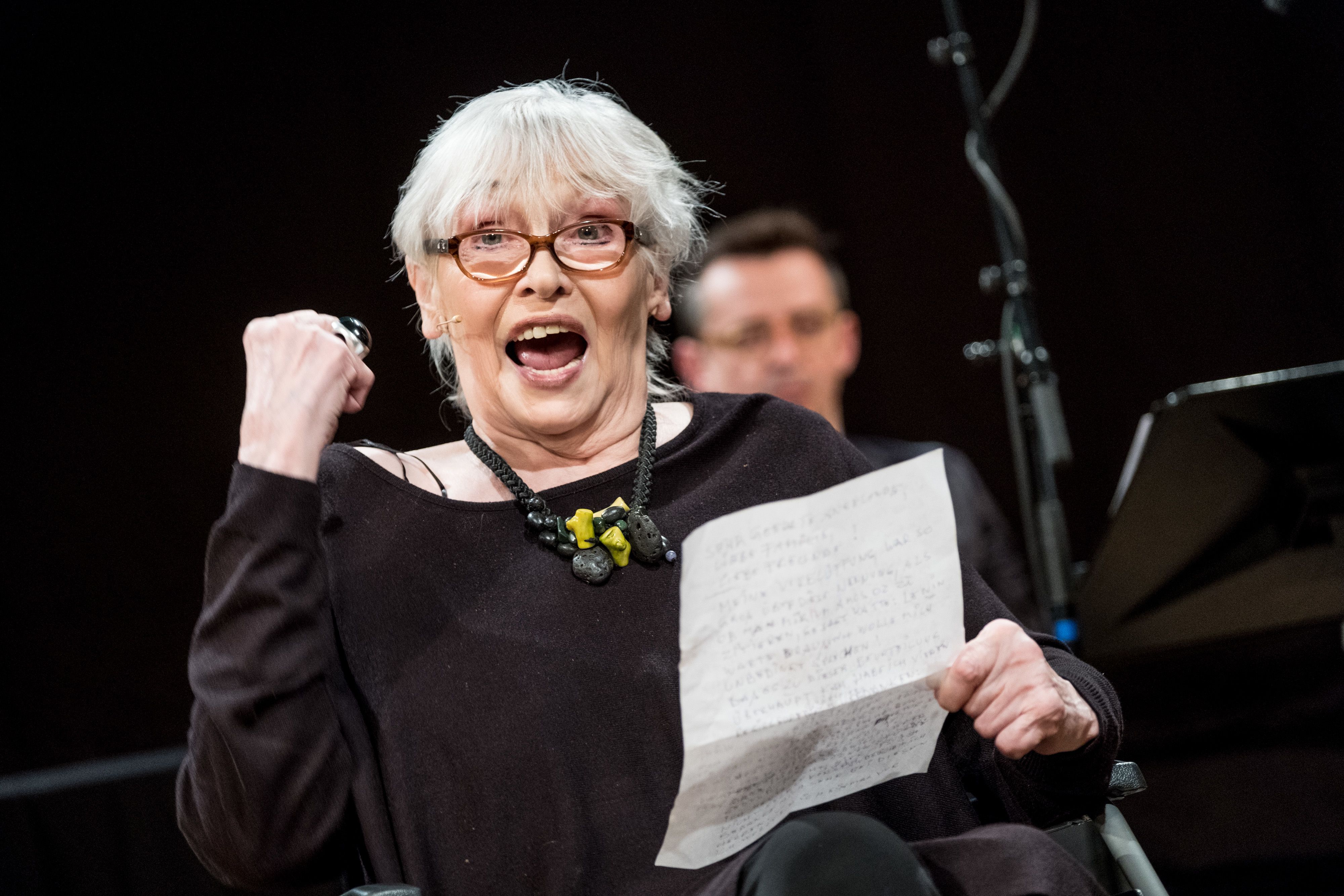 Die Wiener Schauspiel-Ikone Vera Borek ist im Alter von 85 Jahren verstorben. 