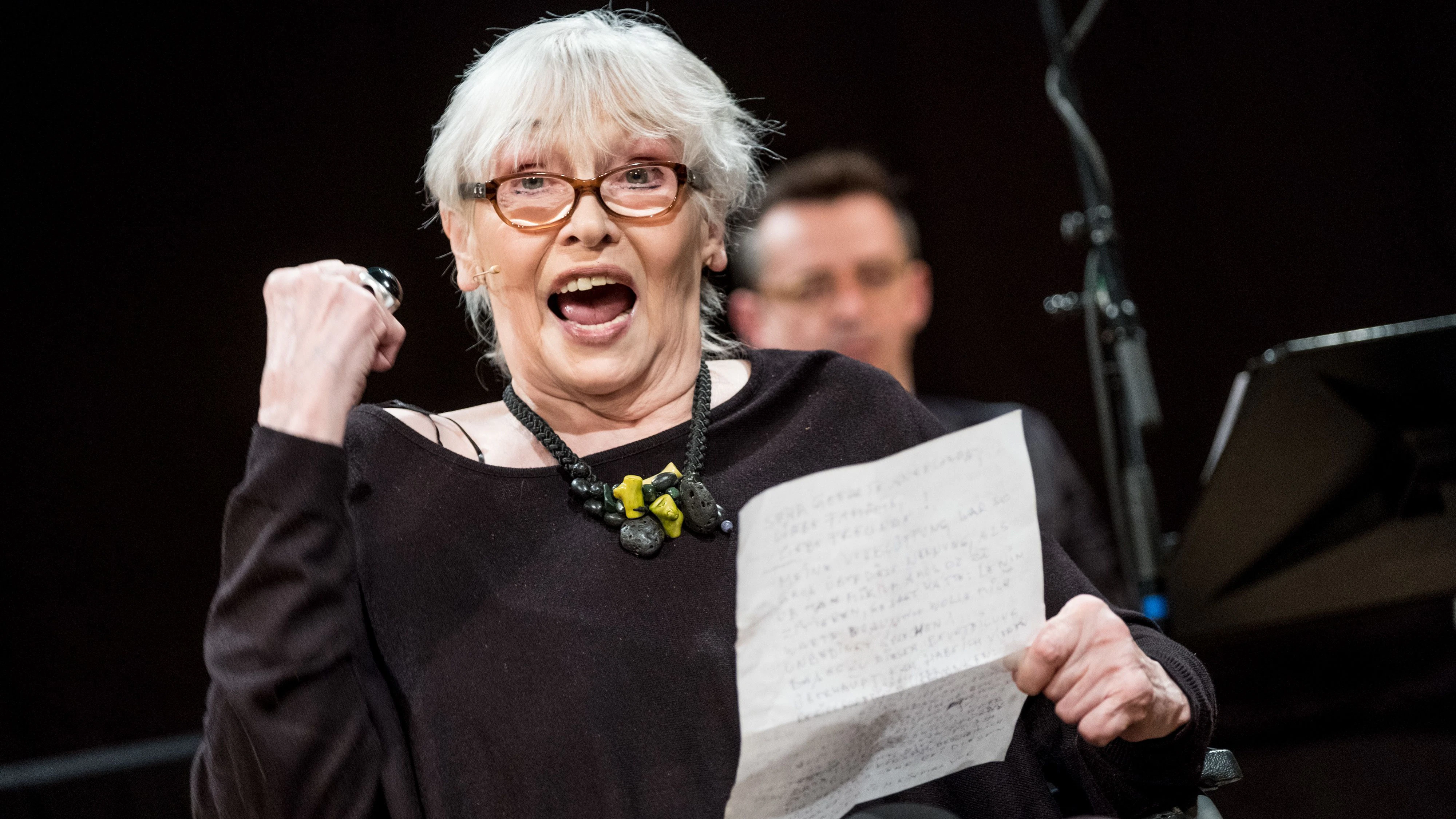 Die Wiener Schauspiel-Ikone Vera Borek ist im Alter von 85 Jahren verstorben. 