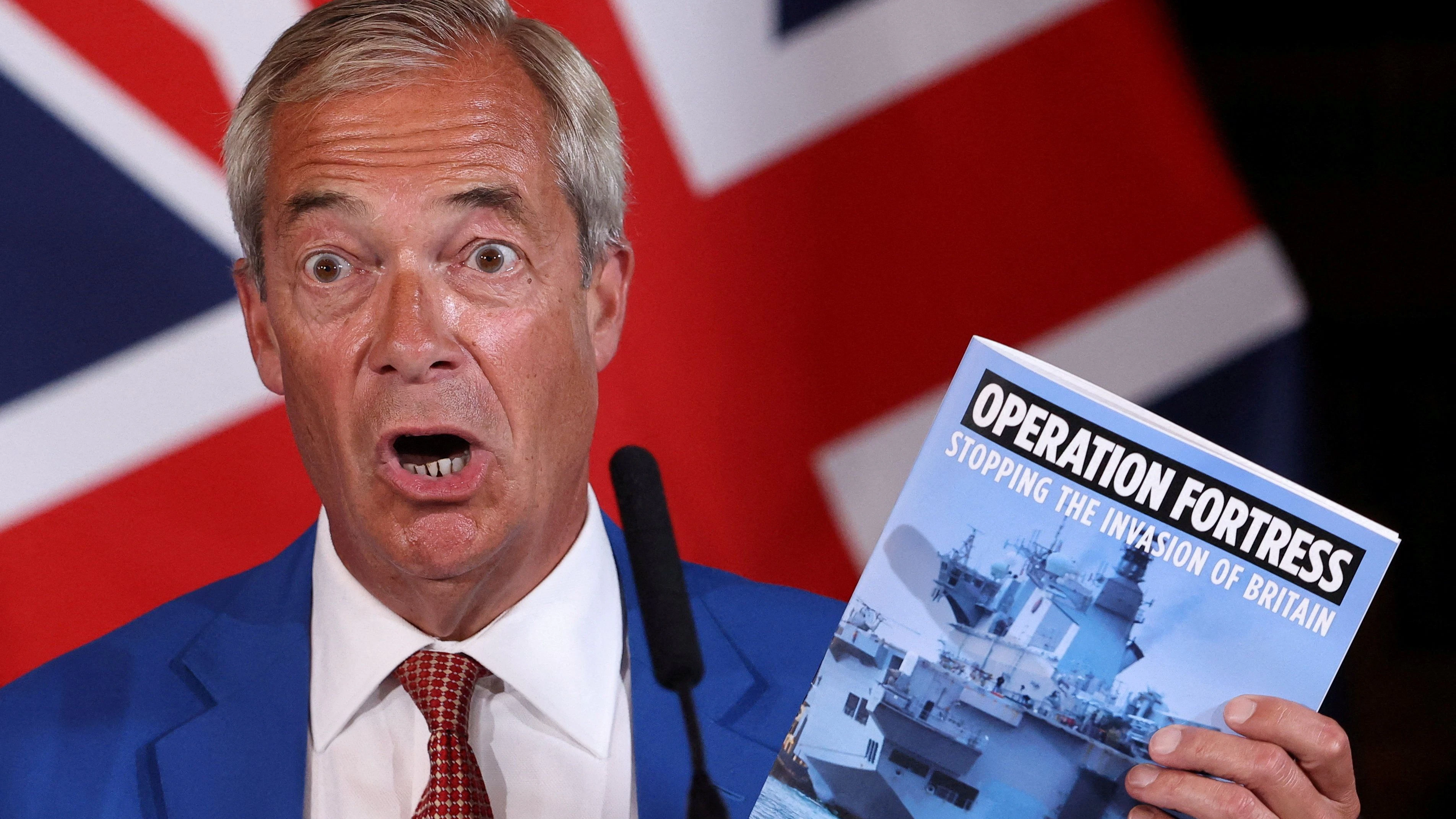 Heute.at - Polizei rollt Brandanschlag auf Nigel Farage neu auf