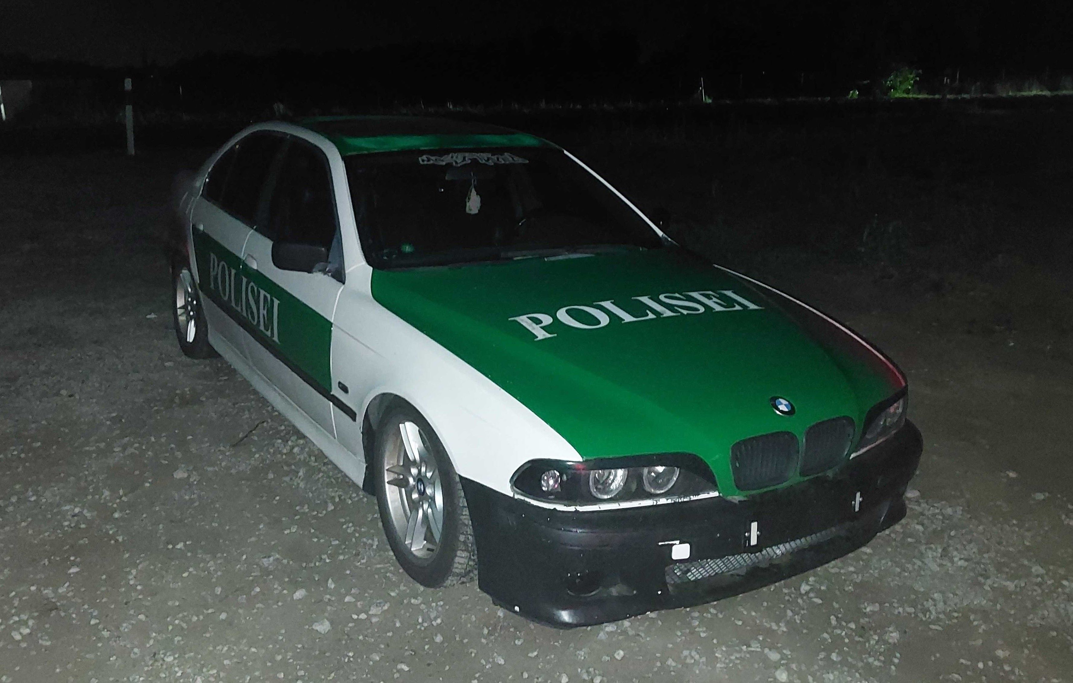 Die Kennzeichen des Fahrzeugs wurden sichergestellt. 