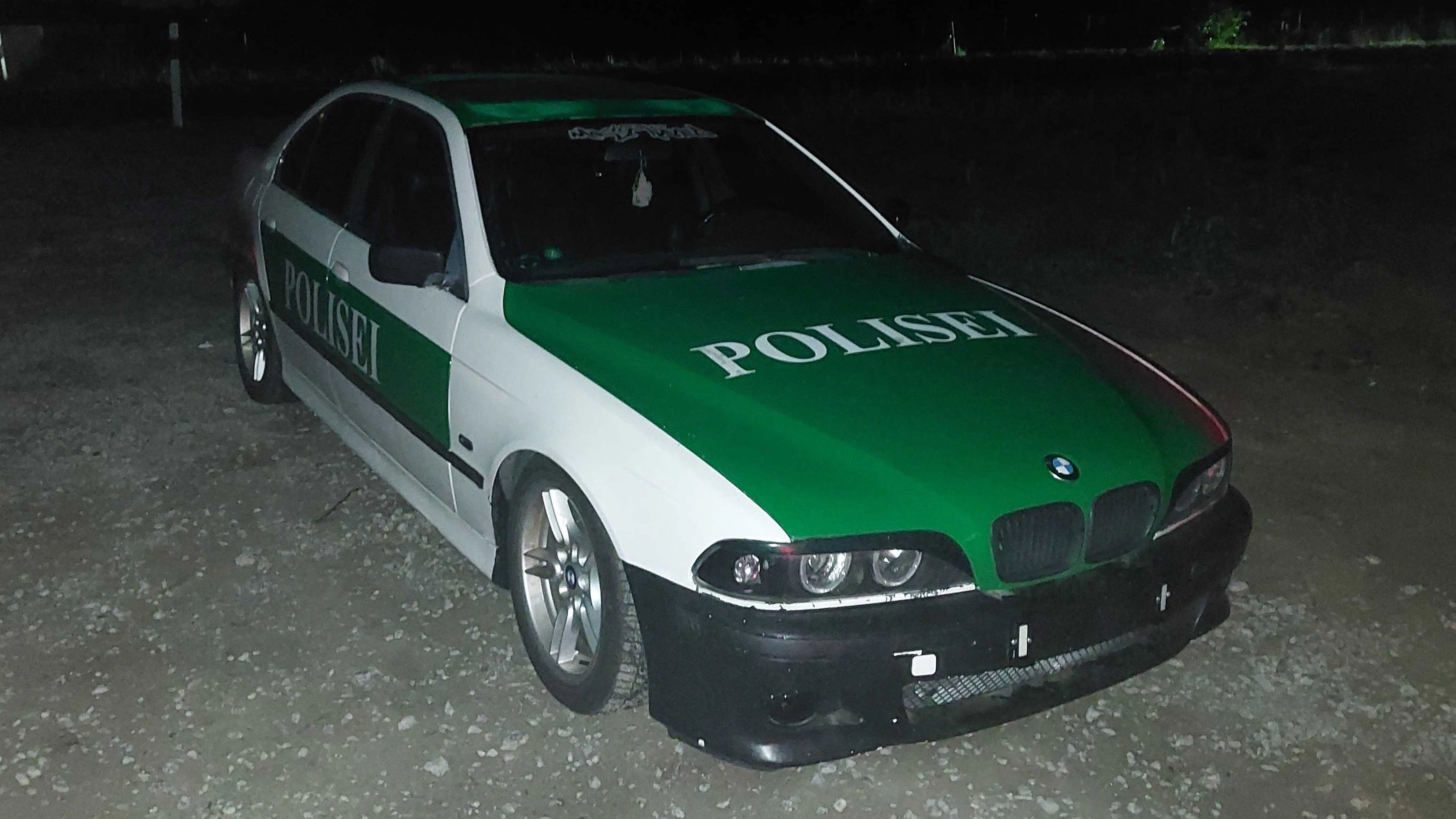 Die Kennzeichen des Fahrzeugs wurden sichergestellt. 