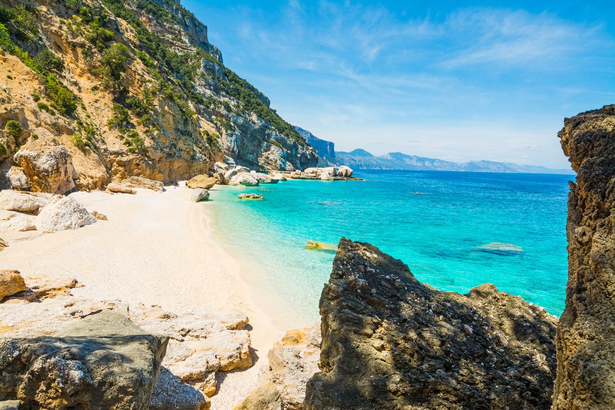 Cala Mariolu auf Sardinien: Dieser Traumstrand ist Österreichs nächster Top-Strand.
