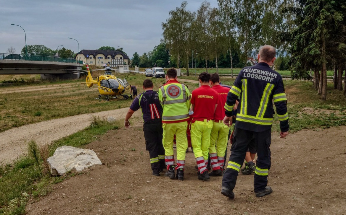 Rettungsaktion bei Kläranlage