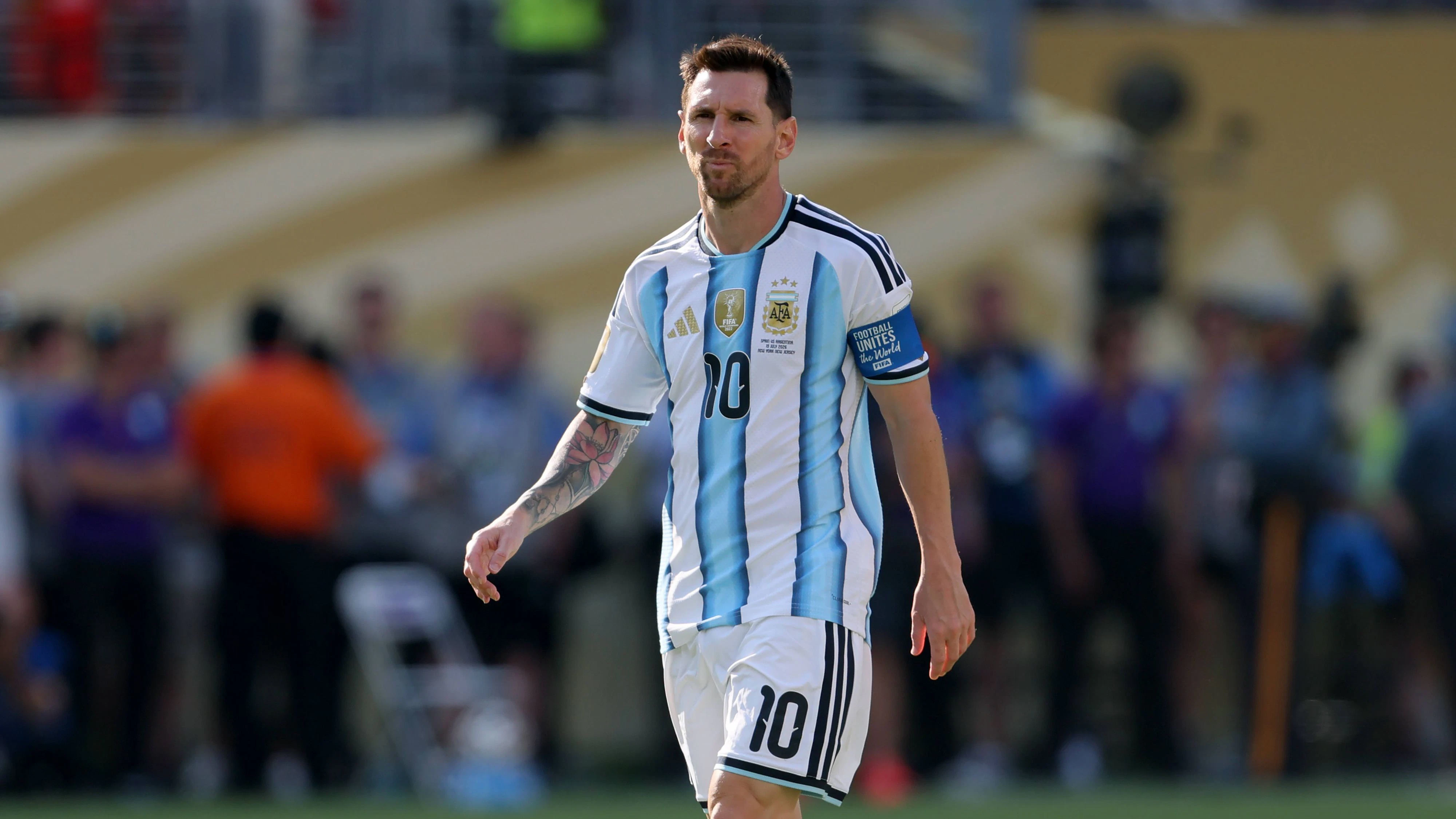 Heute.at - Werde Messi mit vier Bomben in die Luft jagen