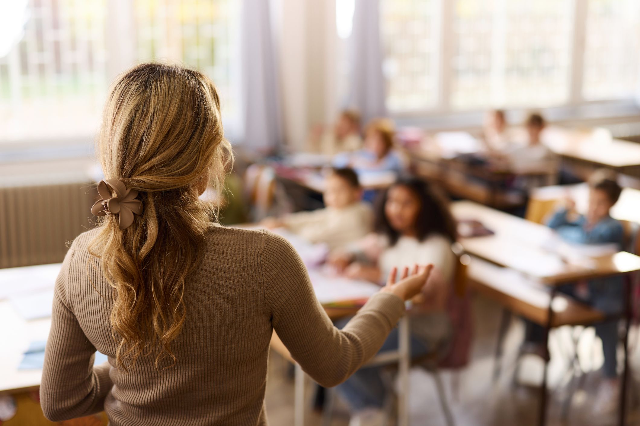 Immer wieder soll der 17-Jährige das Lehrpersonal an Kärntner Schulen bedroht und beschimpft haben.