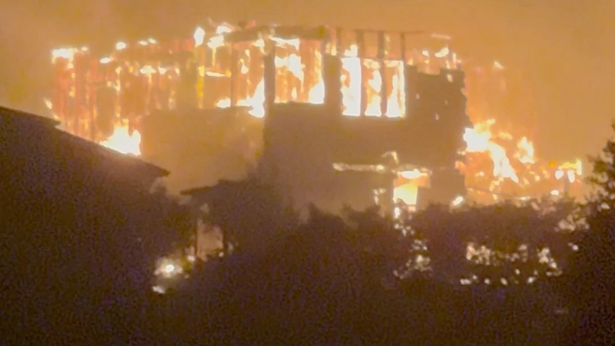 Heute.at - Tragödie in Kanada! Frau stirbt bei heftigem Waldbrand