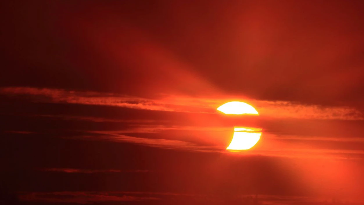 Heute.at - Seltene Sonnenfinsternis – Wadsak hat gute Nachrichten