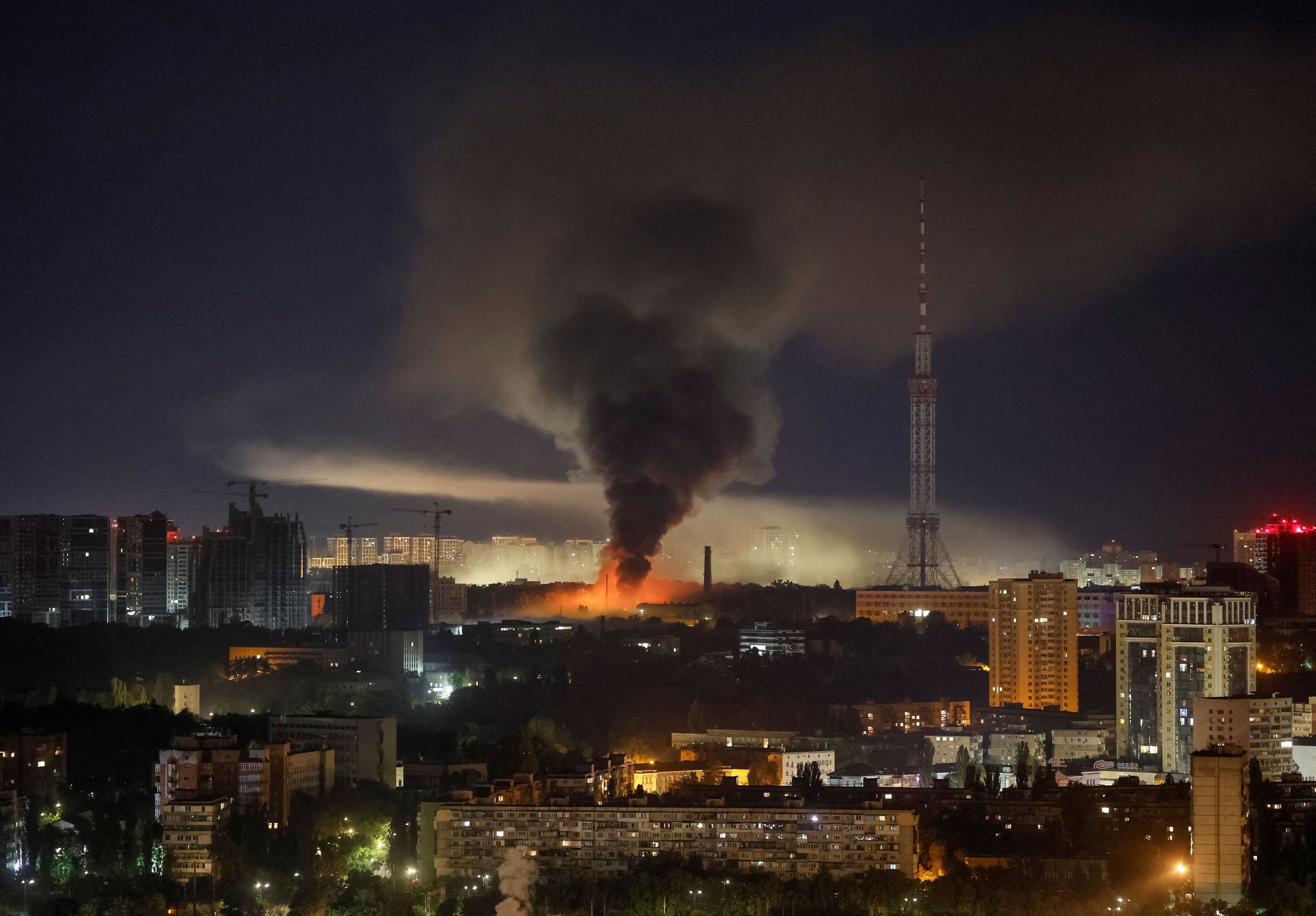 Bei heftigen Angriffen auf die Ukraine wurden mindestens neun Menschen getötet. (Symbolbild)