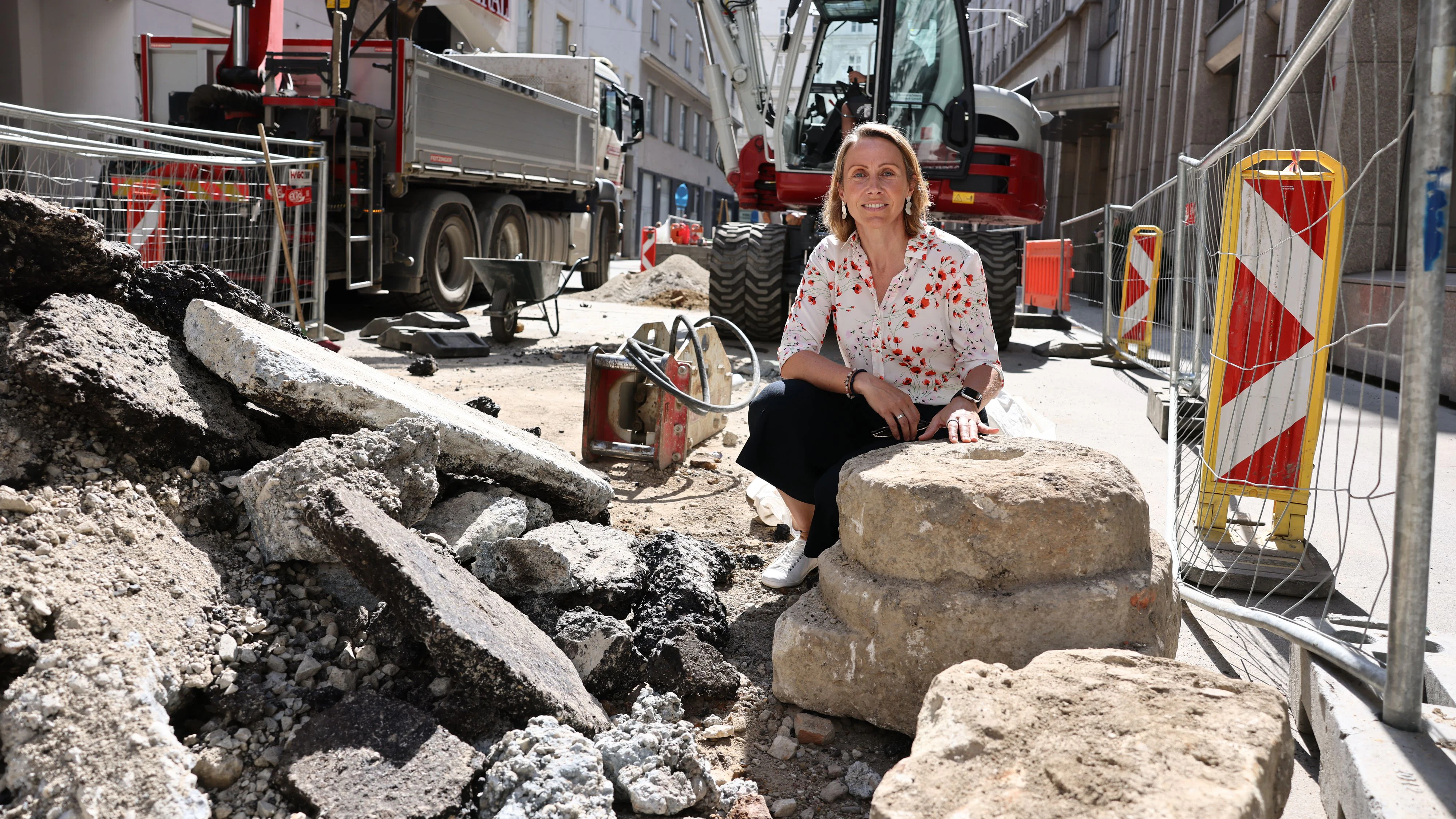 Heute.at - Fernkälte-Bau legt römische Straße in Wien frei