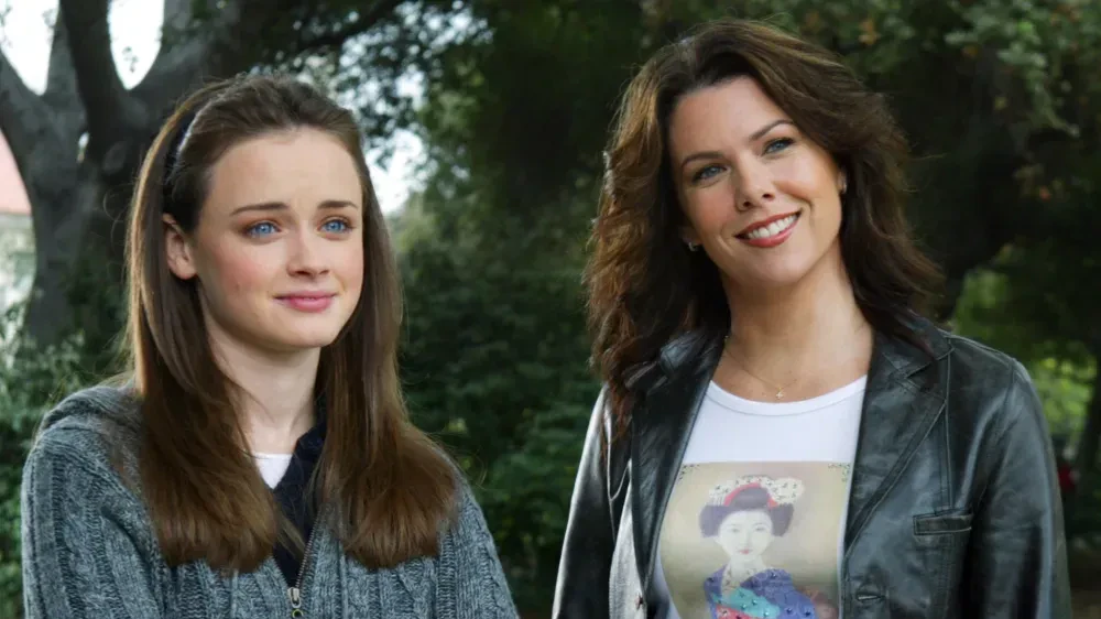 Alexis Bledel als Rory und Lauren Graham als Lorelai Gilmore (v.l.).