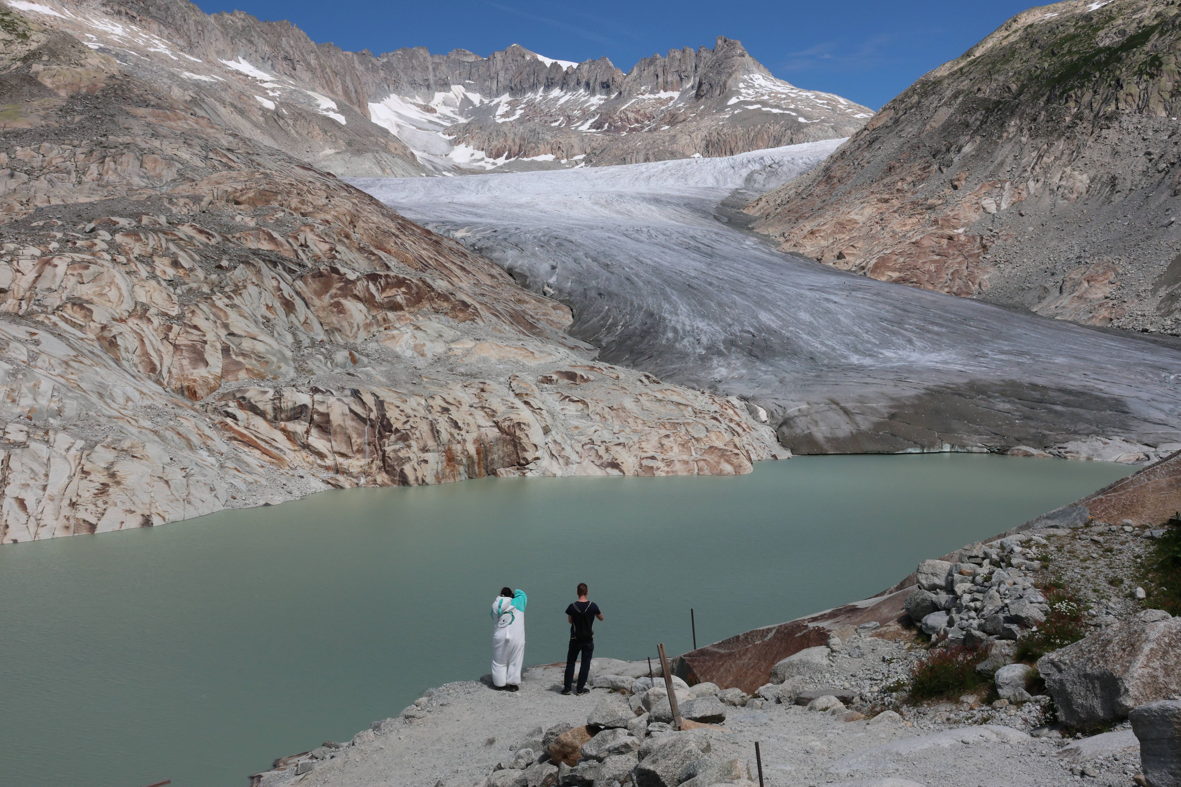 Der Rhonegletscher am Furkapass im Wallis schmilzt rapide dahin.