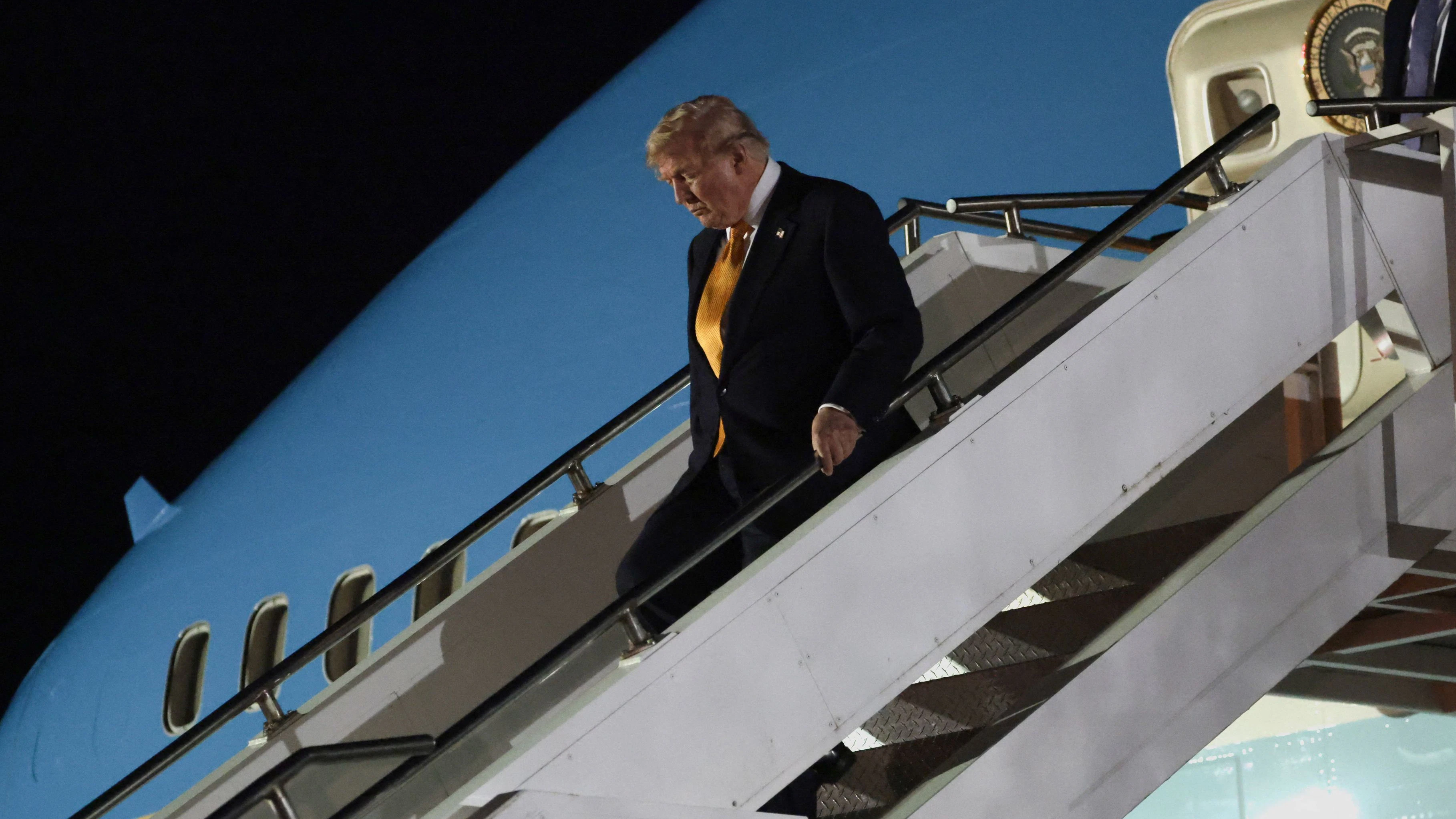 Der US-Präsident flog in einem anderen Flugzeug ab