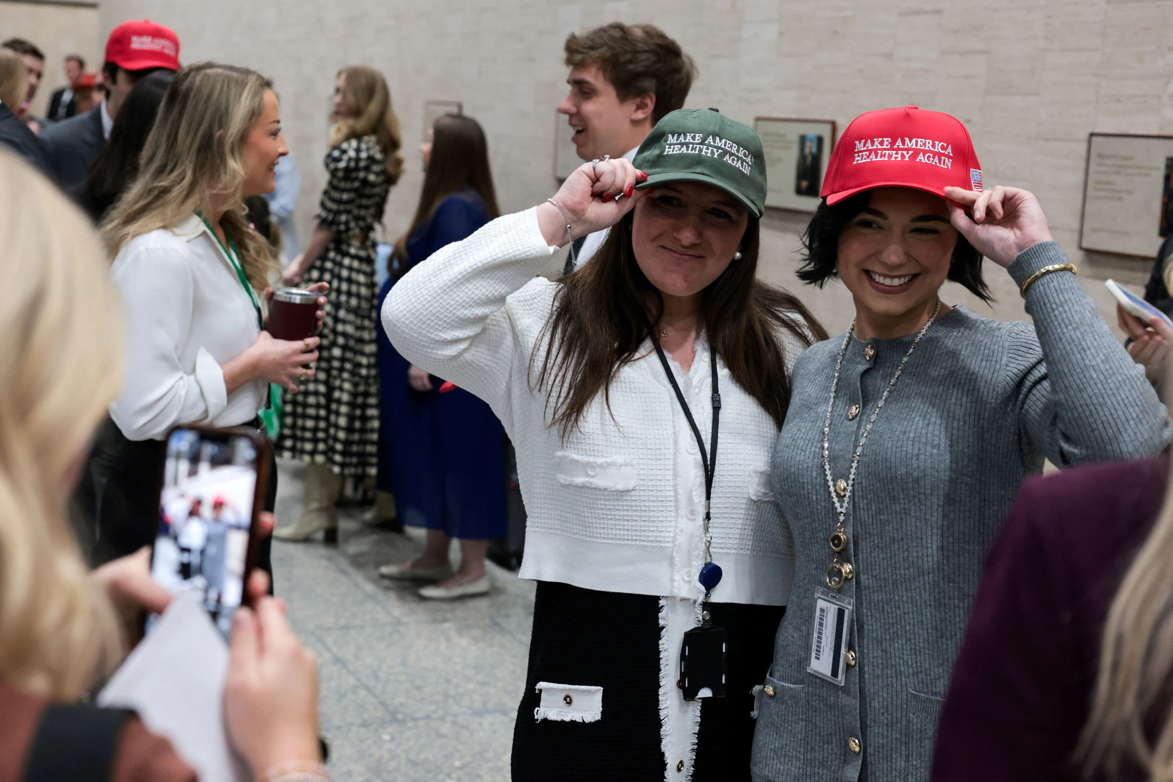 Die "Make America Healthy Again"-Bewegung leistet Widerrstand gegen Baby-Screenings