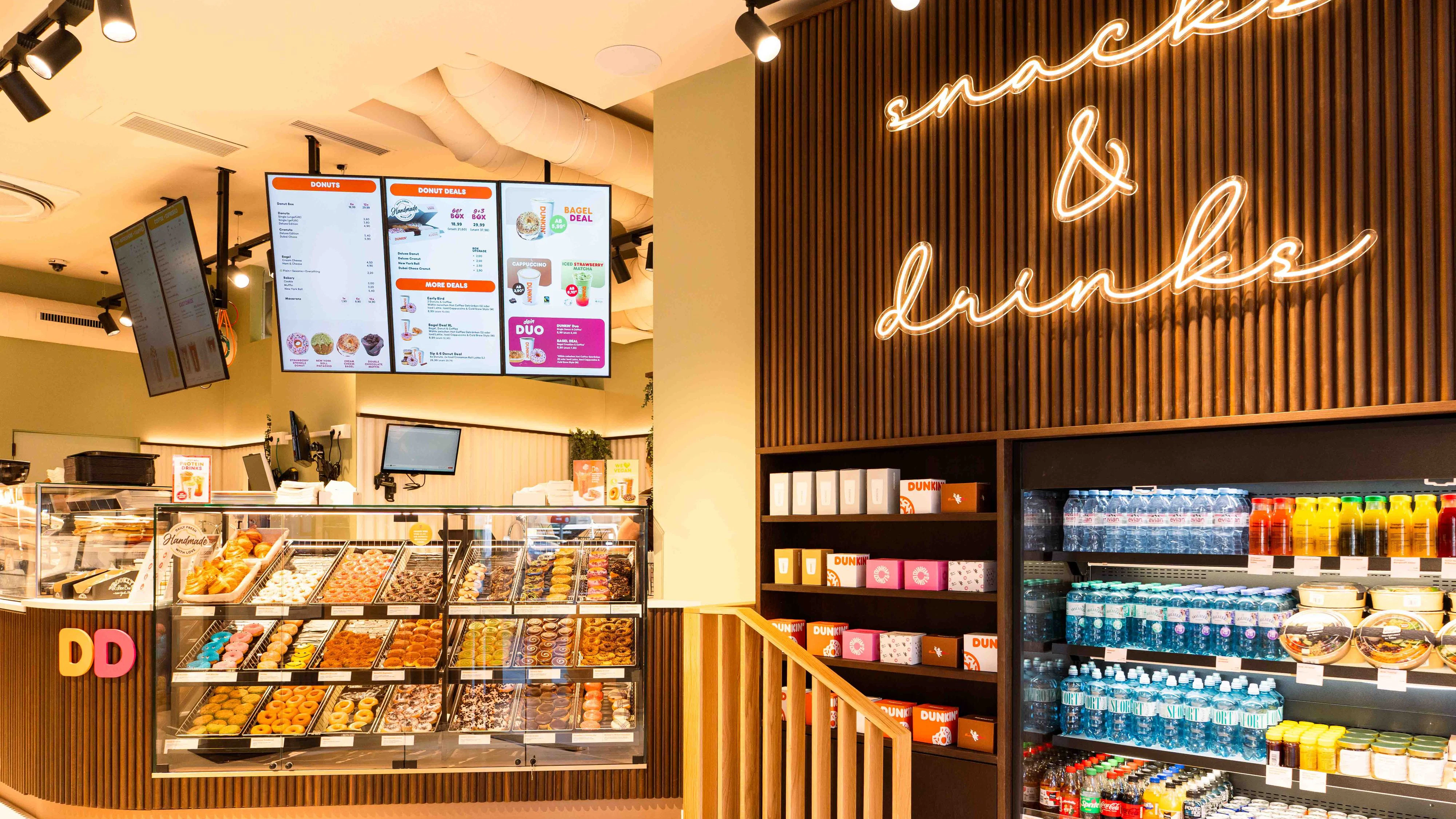 Die neuen Donut Rolls und Ube-Drinks verbinden internationale Café-Einflüsse mit dem charakteristischen  DUNKIN’-Stil.