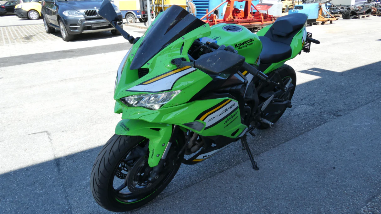 Der Startpreis für die Kawasaki Ninja lag bei 800 Euro – lange blieb es dabei aber nicht.