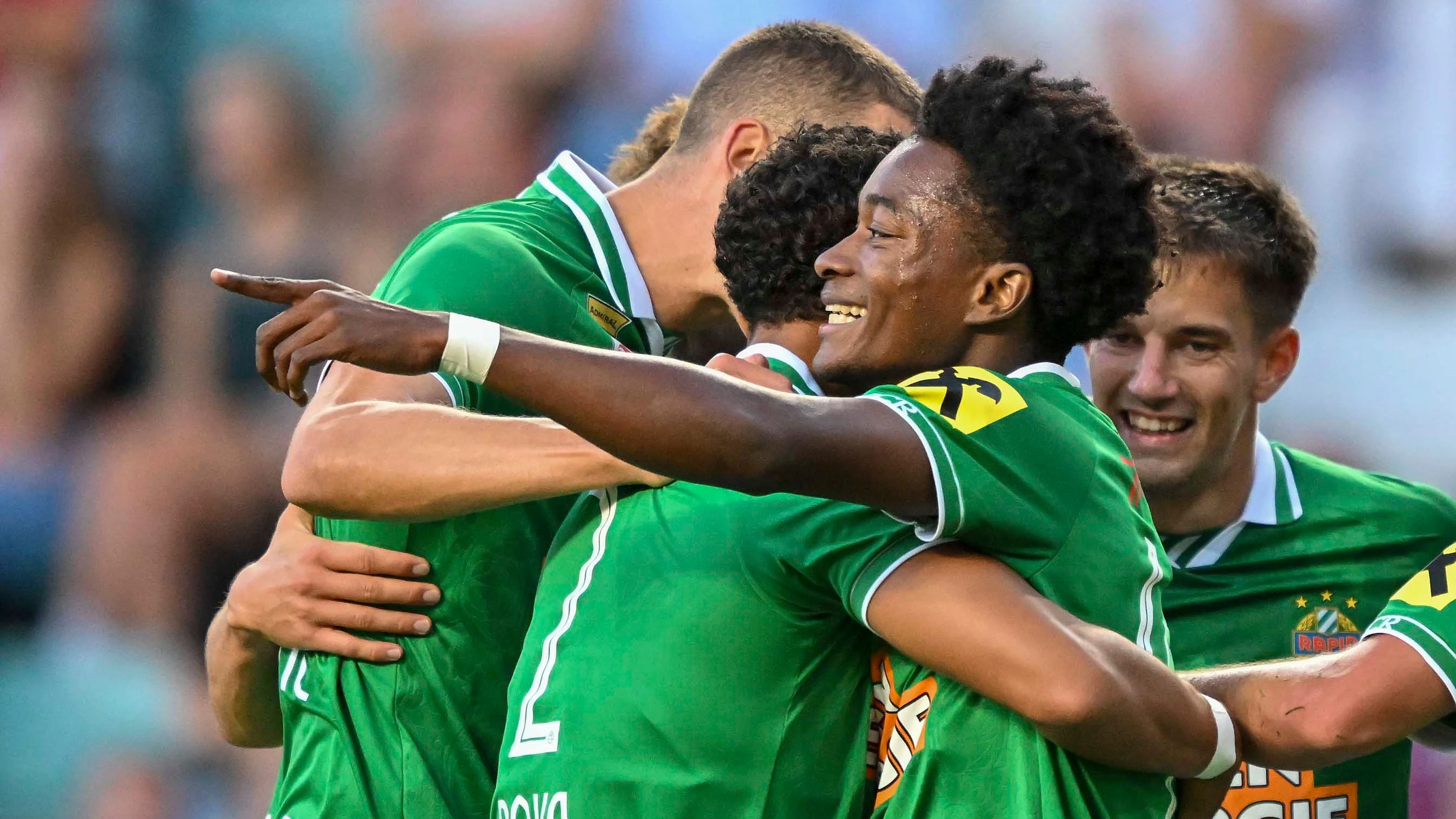Heute.at - Hier läuft Rapid gegen Paide live in TV und Stream