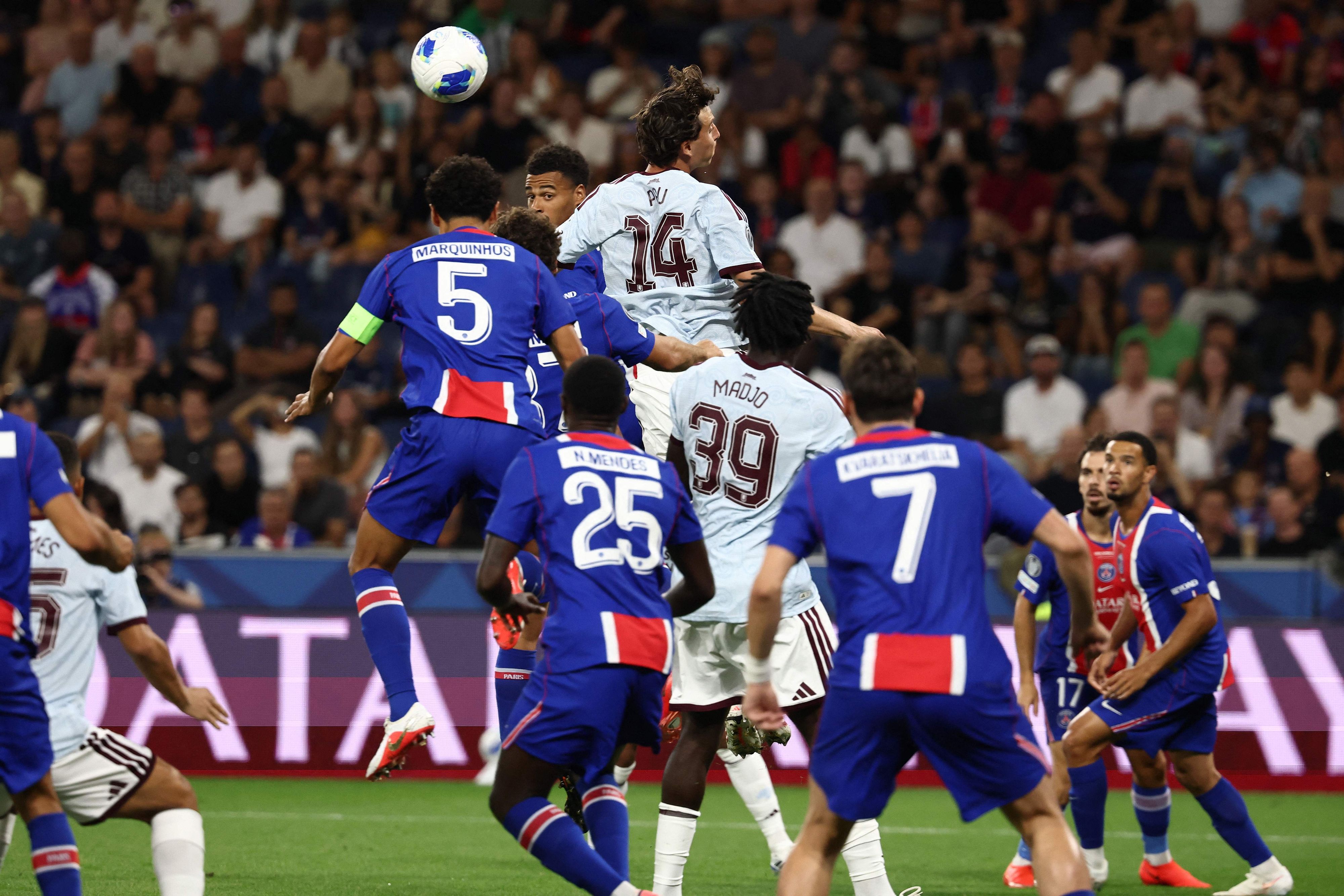 Paris trifft im Supercup auf Aston Villa. 