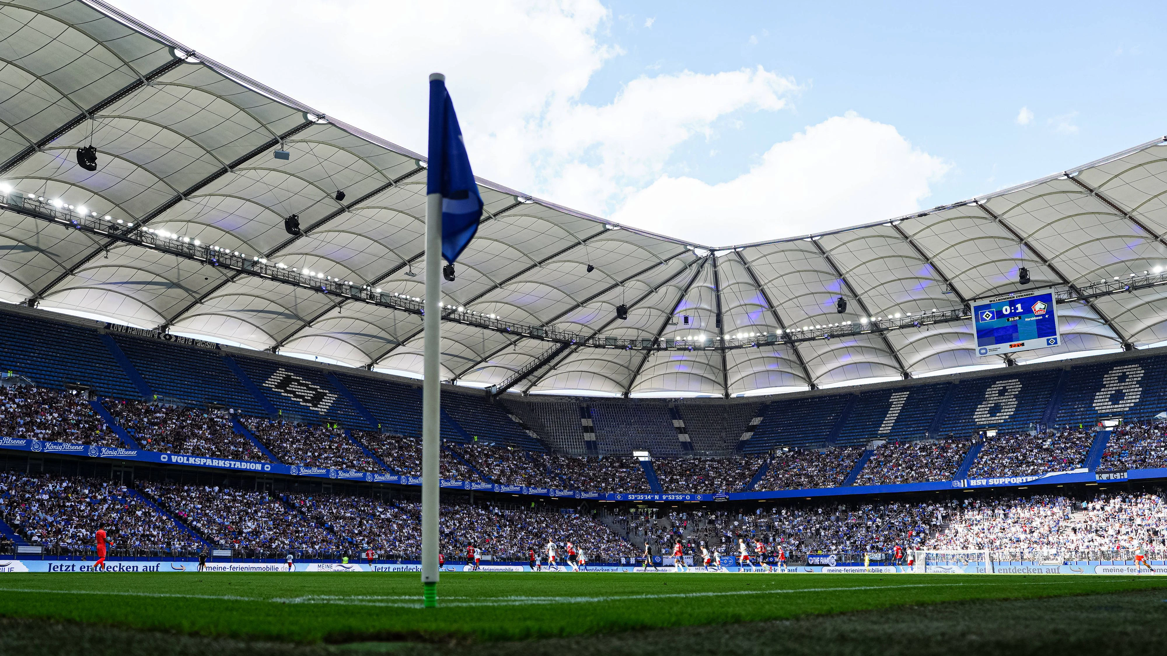 Heute.at - 75.000 Zeugen Jehovas erobern Bundesliga-Stadion