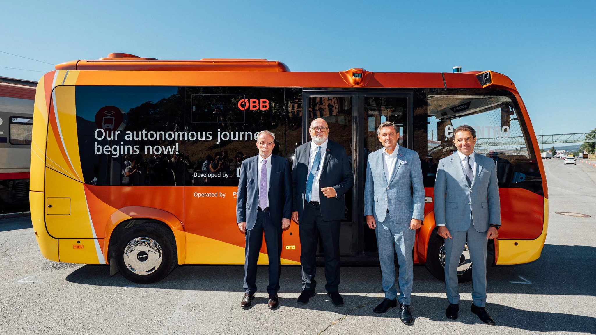 Heute.at - Erster vollautonomer ÖBB-Postbus – hier fährt er